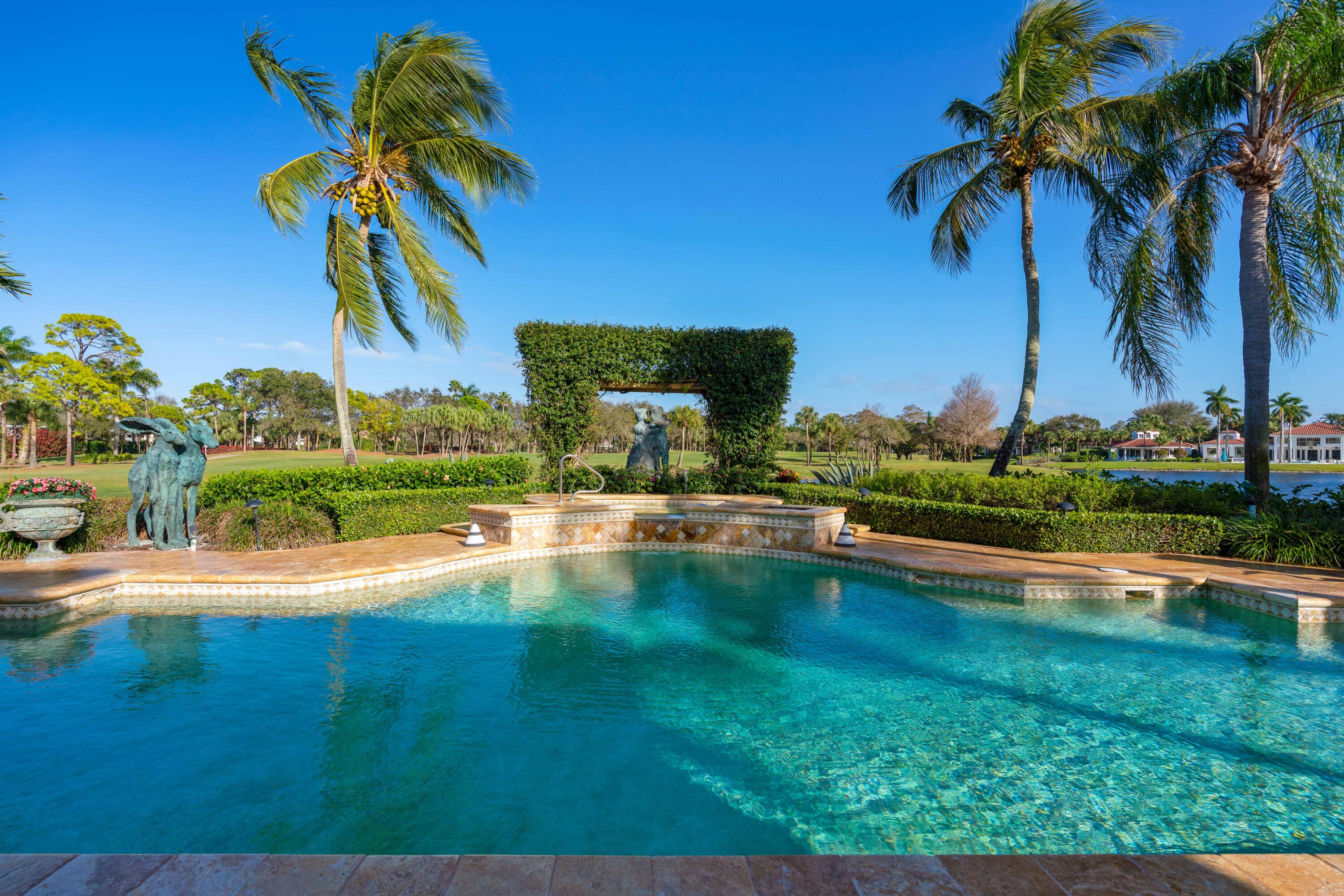 FRENCHMANS CREEK - Residential