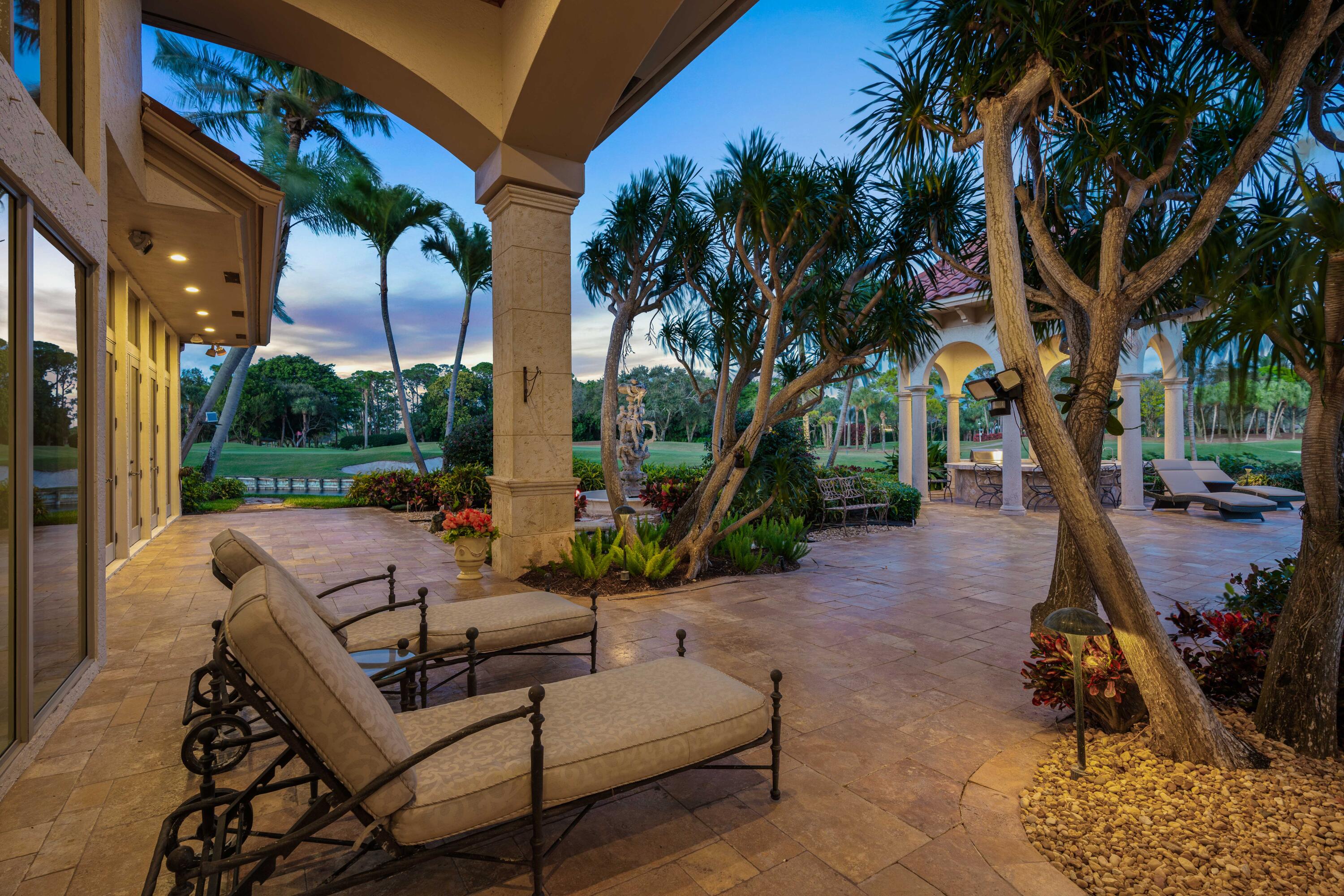 FRENCHMANS CREEK - Residential