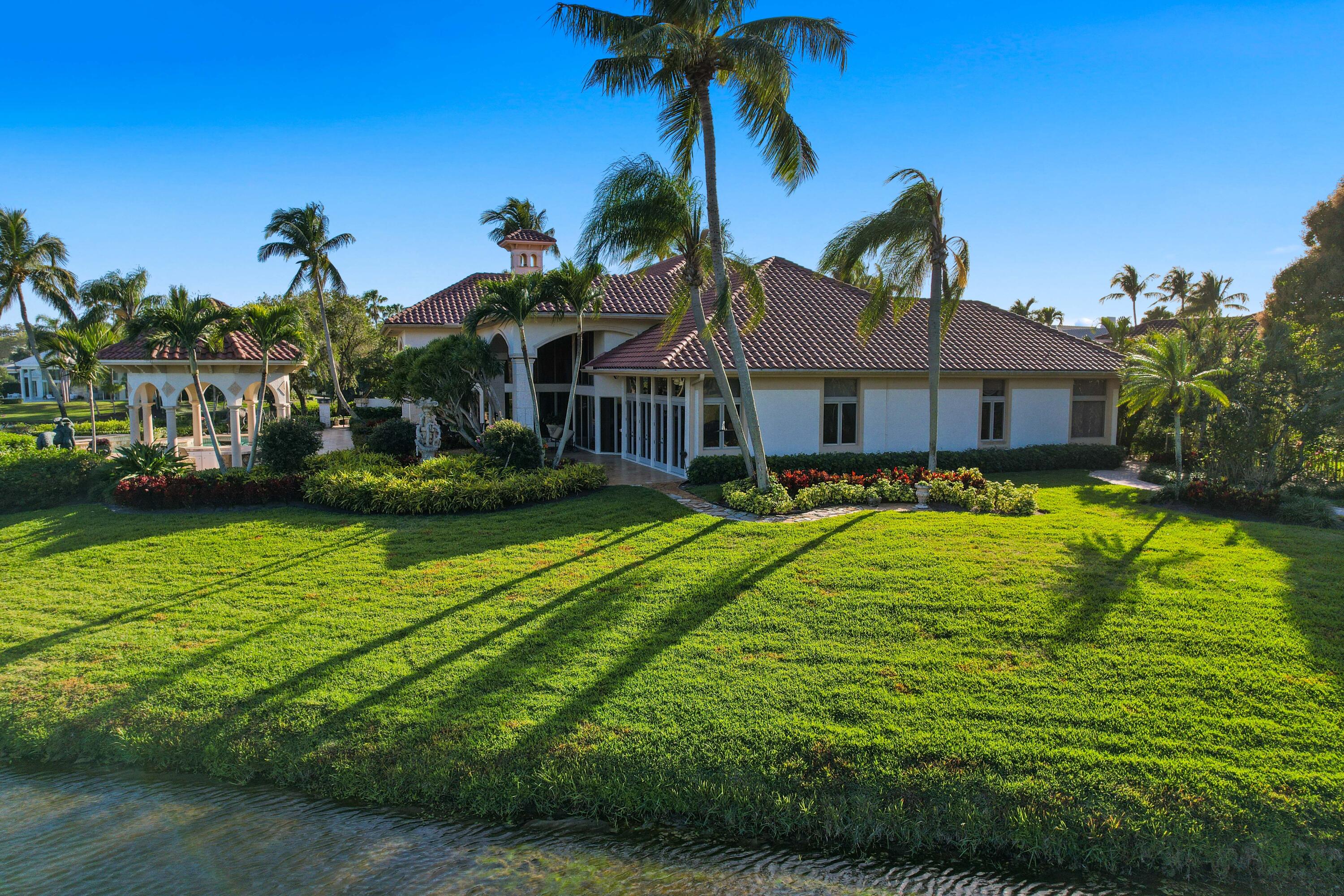FRENCHMANS CREEK - Residential