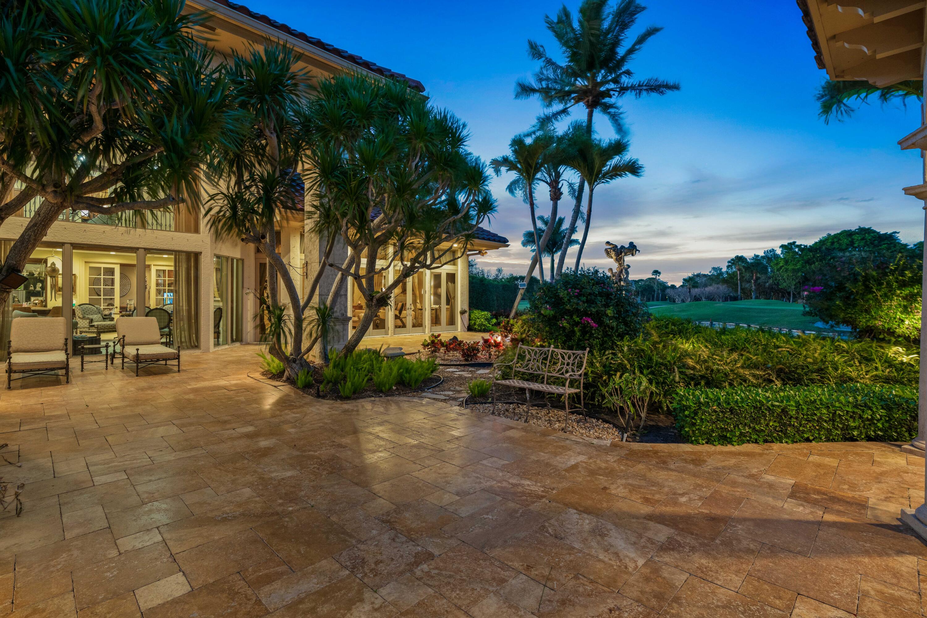 FRENCHMANS CREEK - Residential