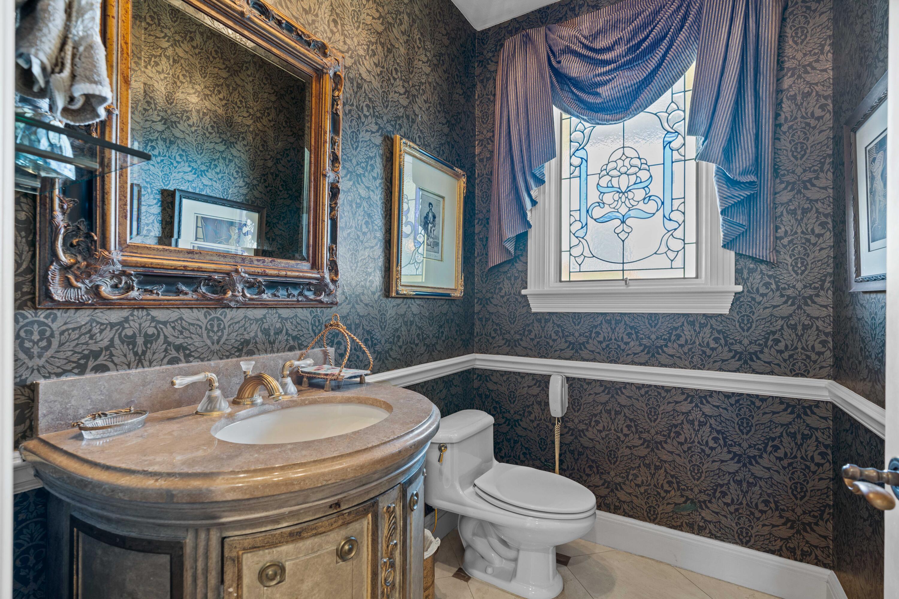 FRENCHMANS CREEK - Residential