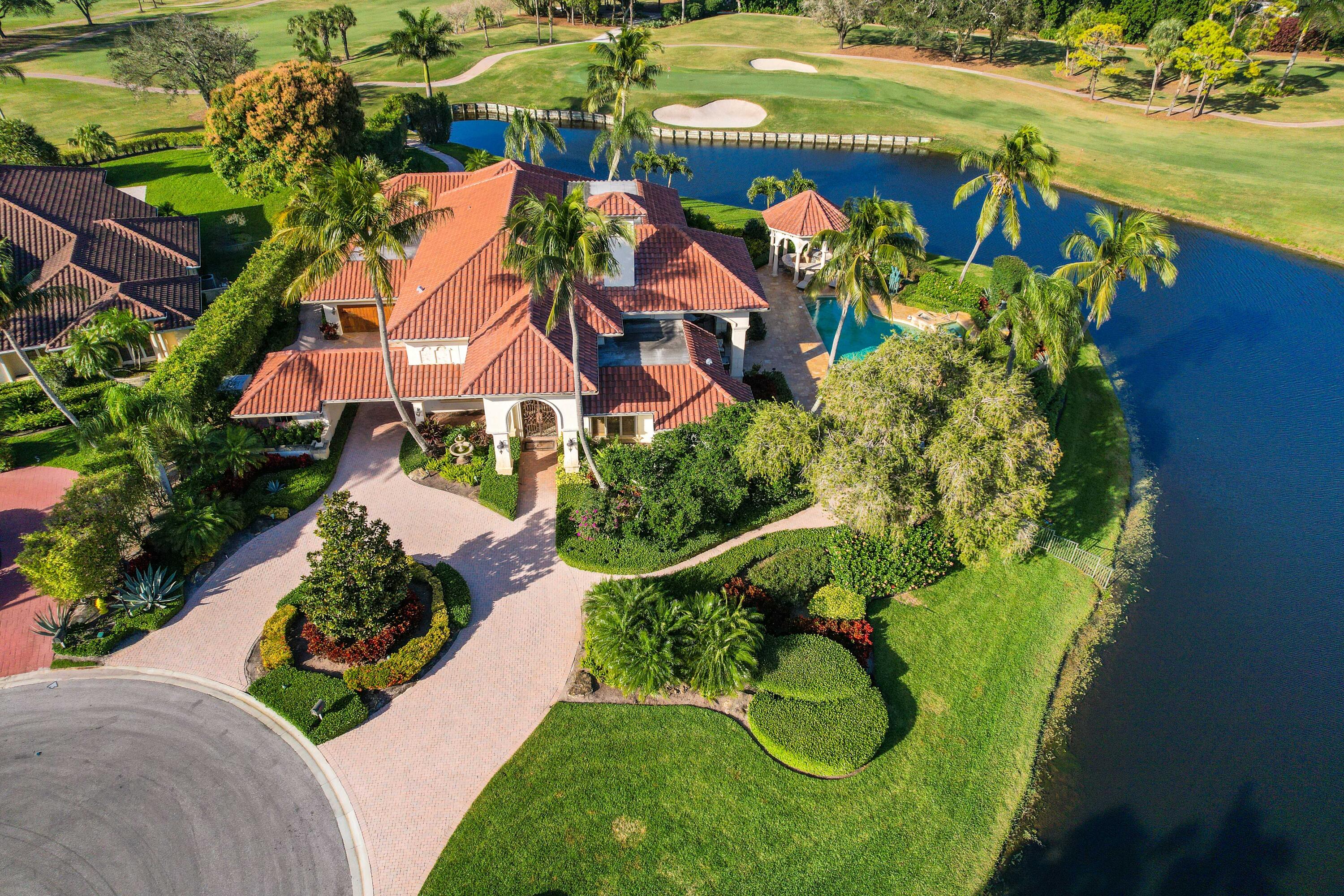 FRENCHMANS CREEK - Residential