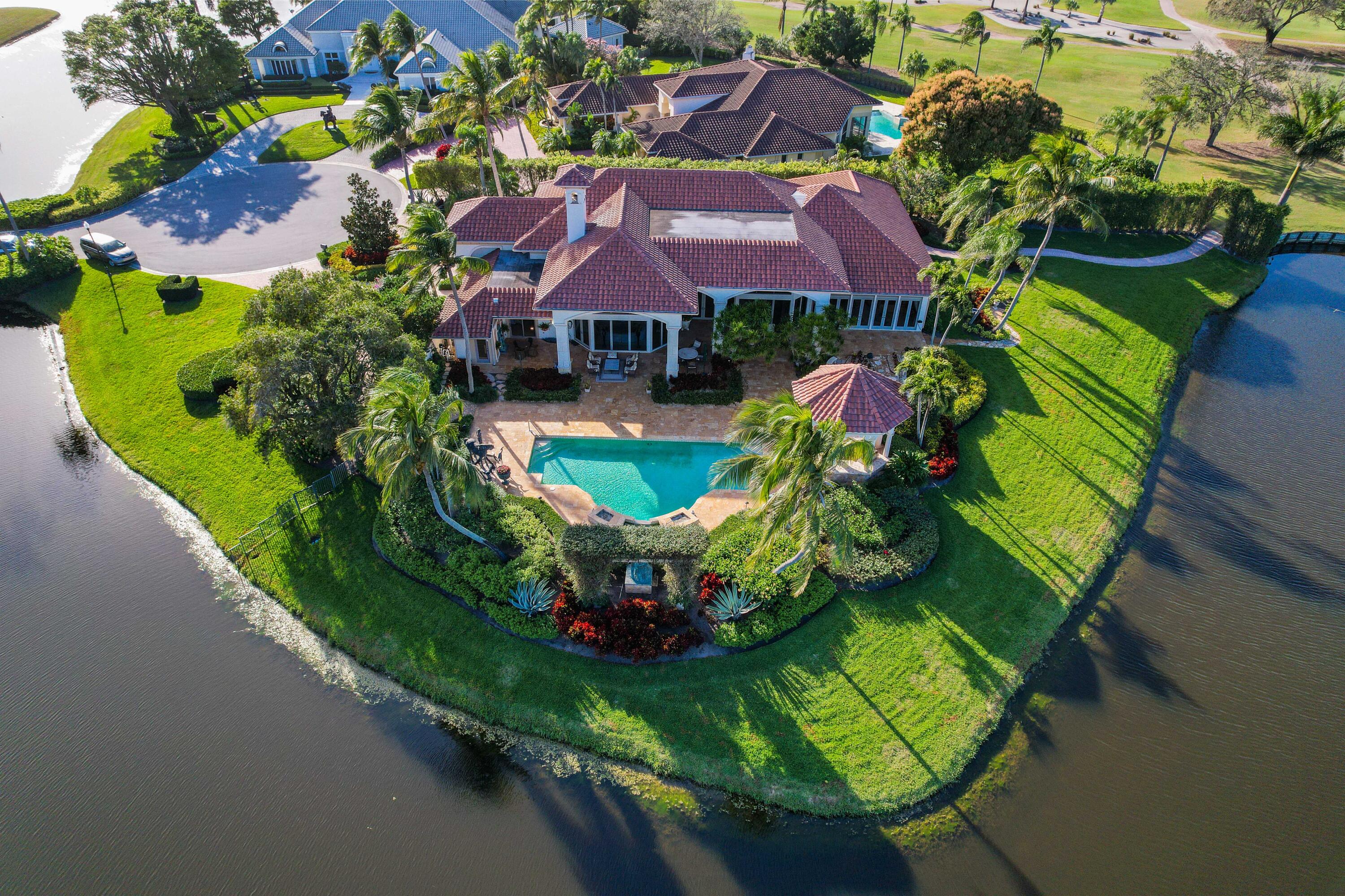 FRENCHMANS CREEK - Residential