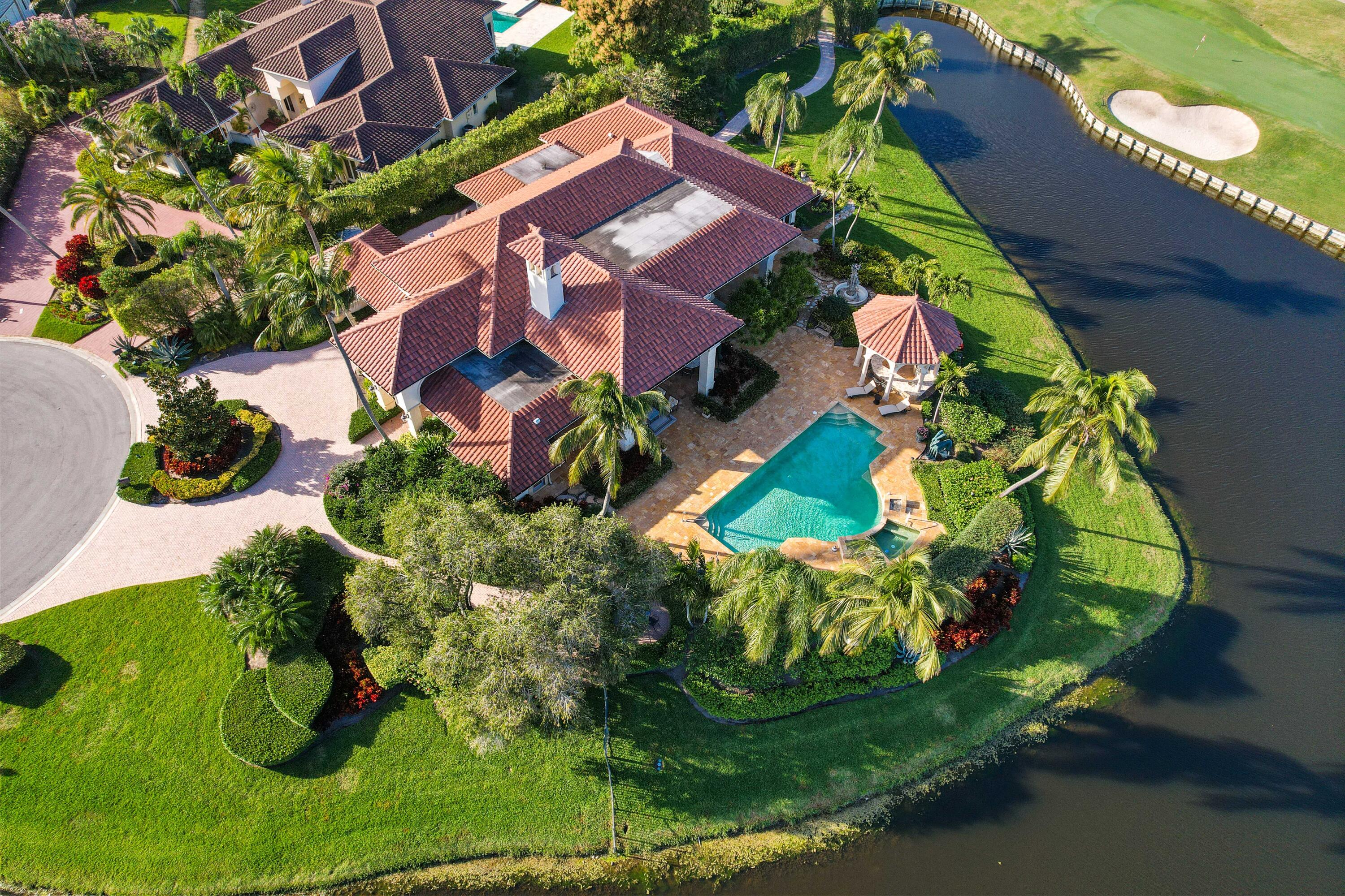 FRENCHMANS CREEK - Residential