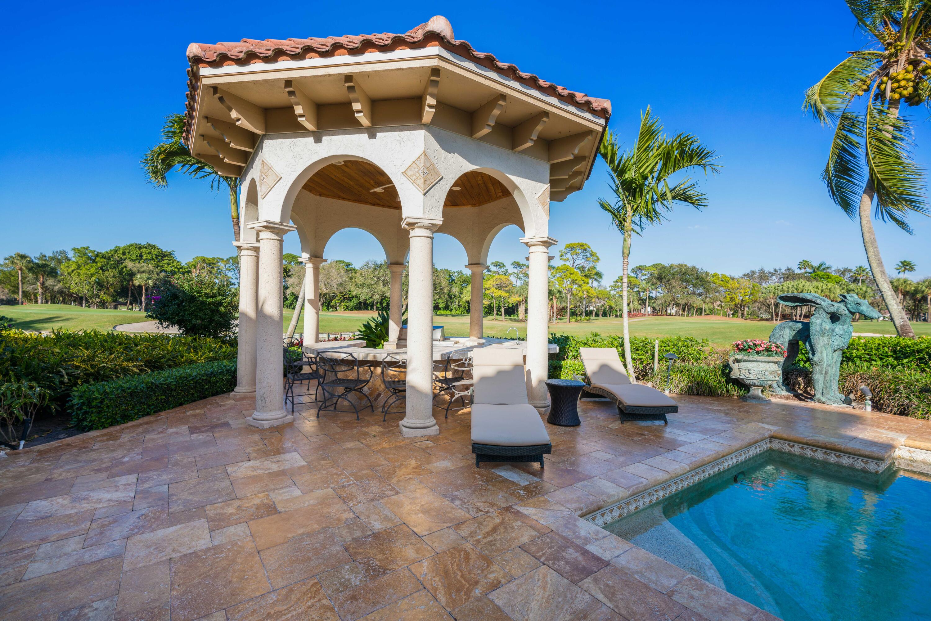 FRENCHMANS CREEK - Residential