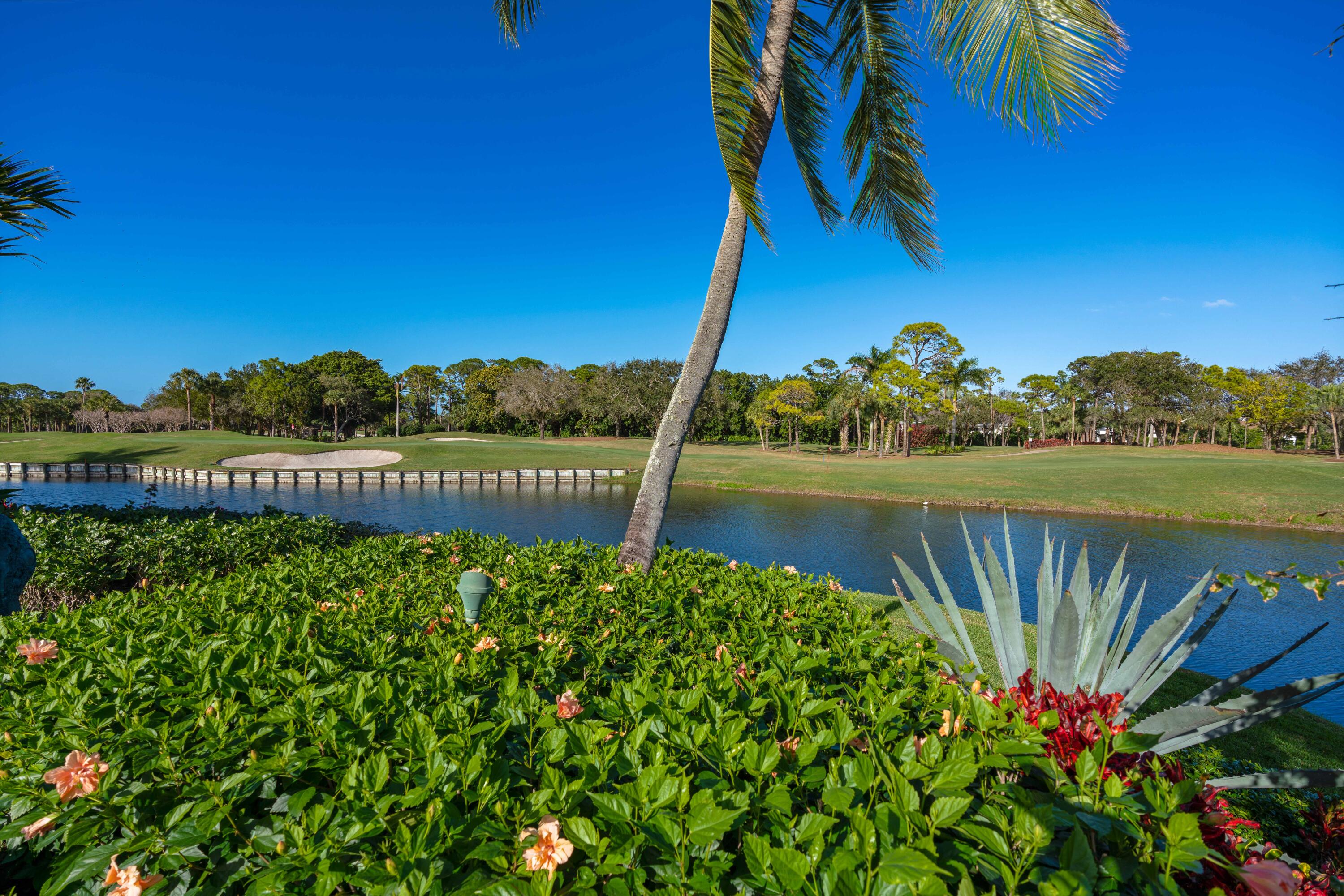 FRENCHMANS CREEK - Residential