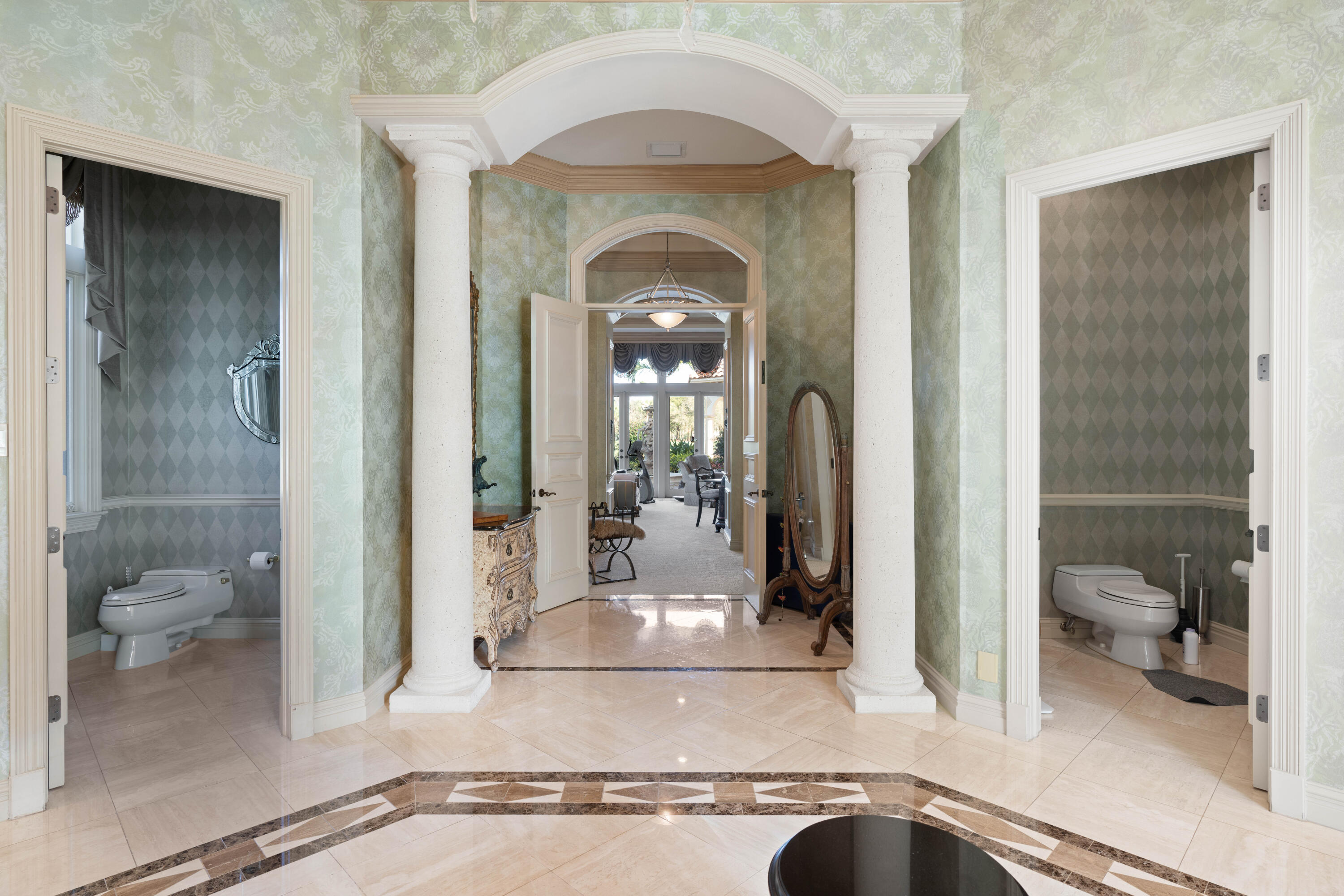 FRENCHMANS CREEK - Residential