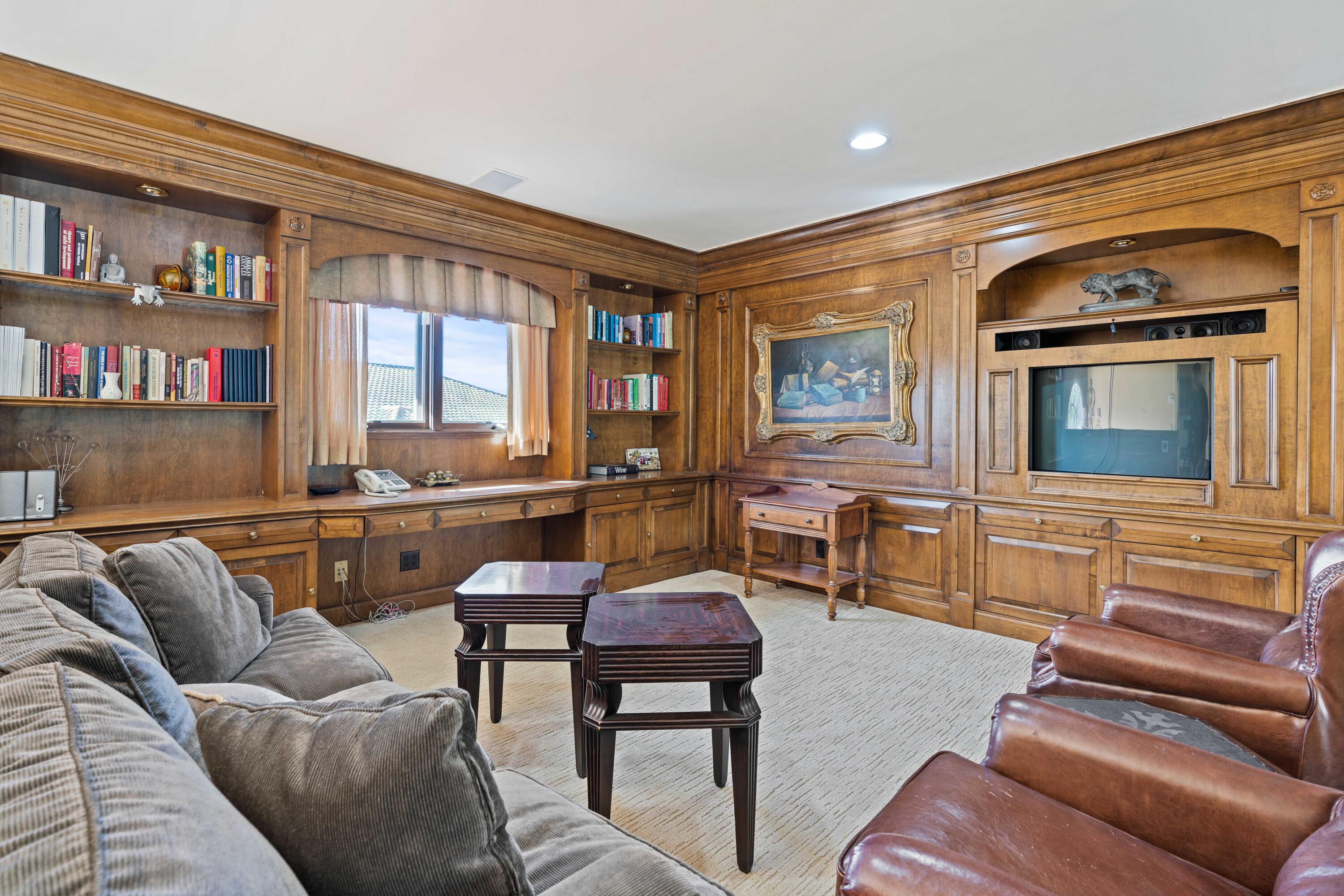 FRENCHMANS CREEK - Residential