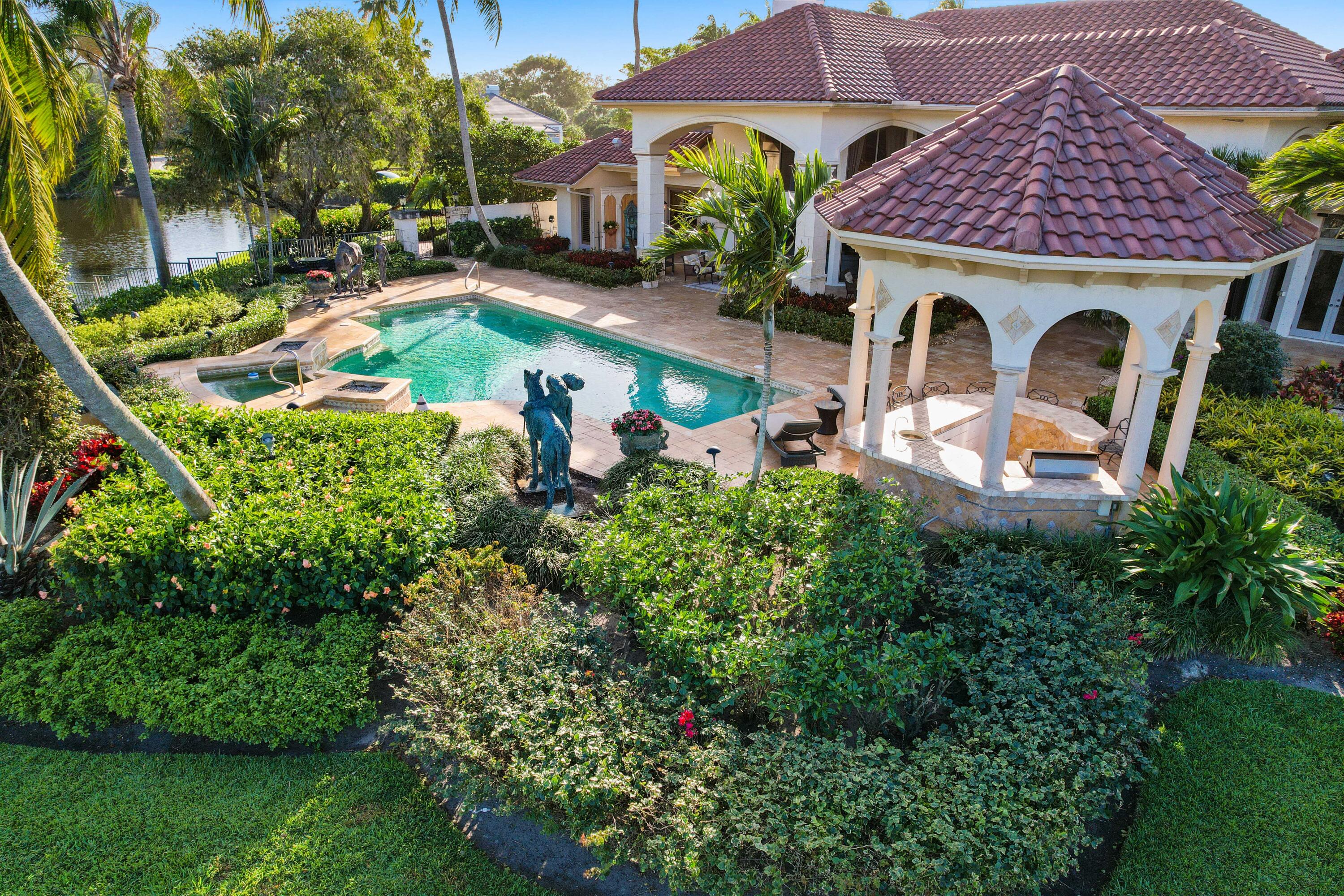 FRENCHMANS CREEK - Residential