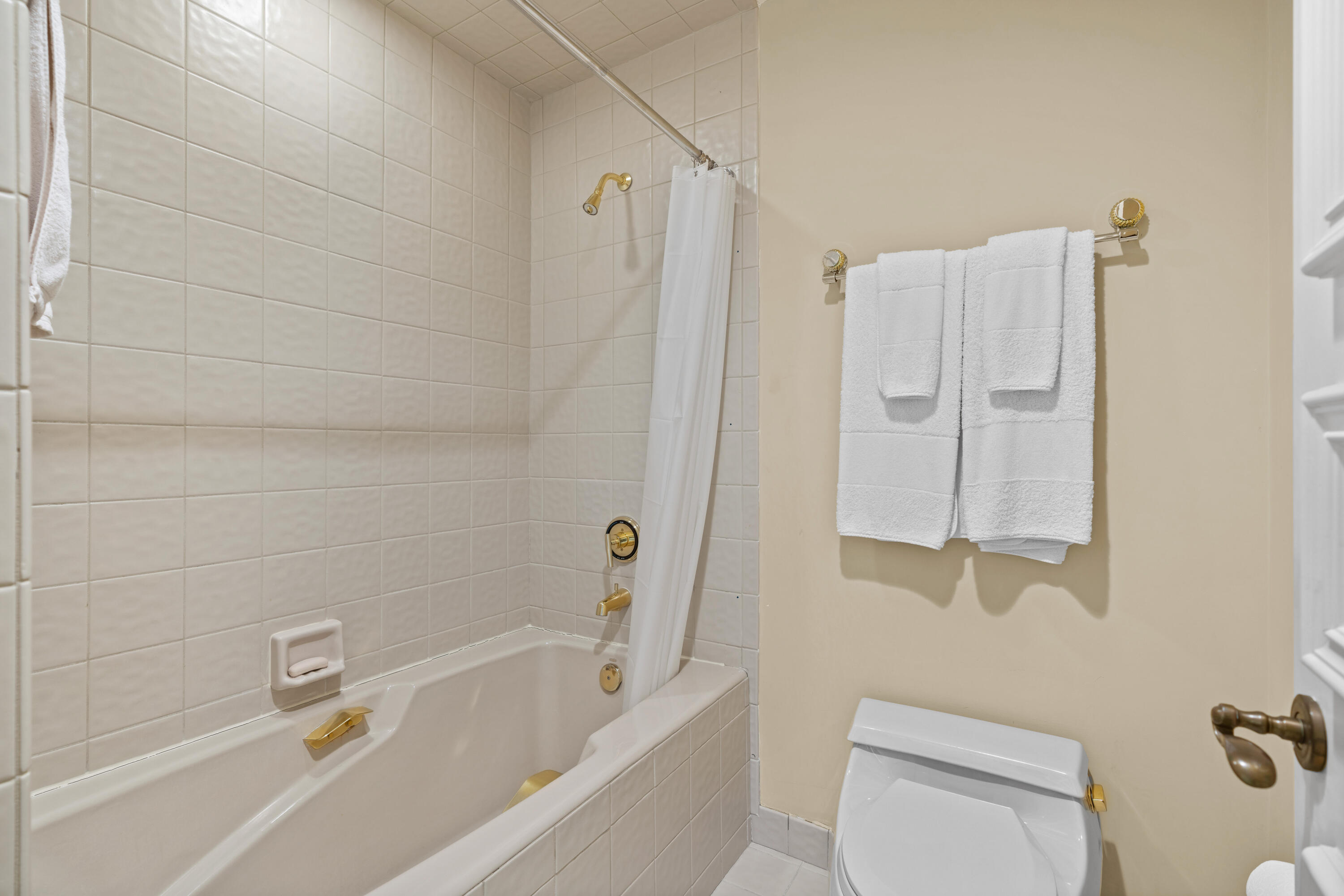 FRENCHMANS CREEK - Residential