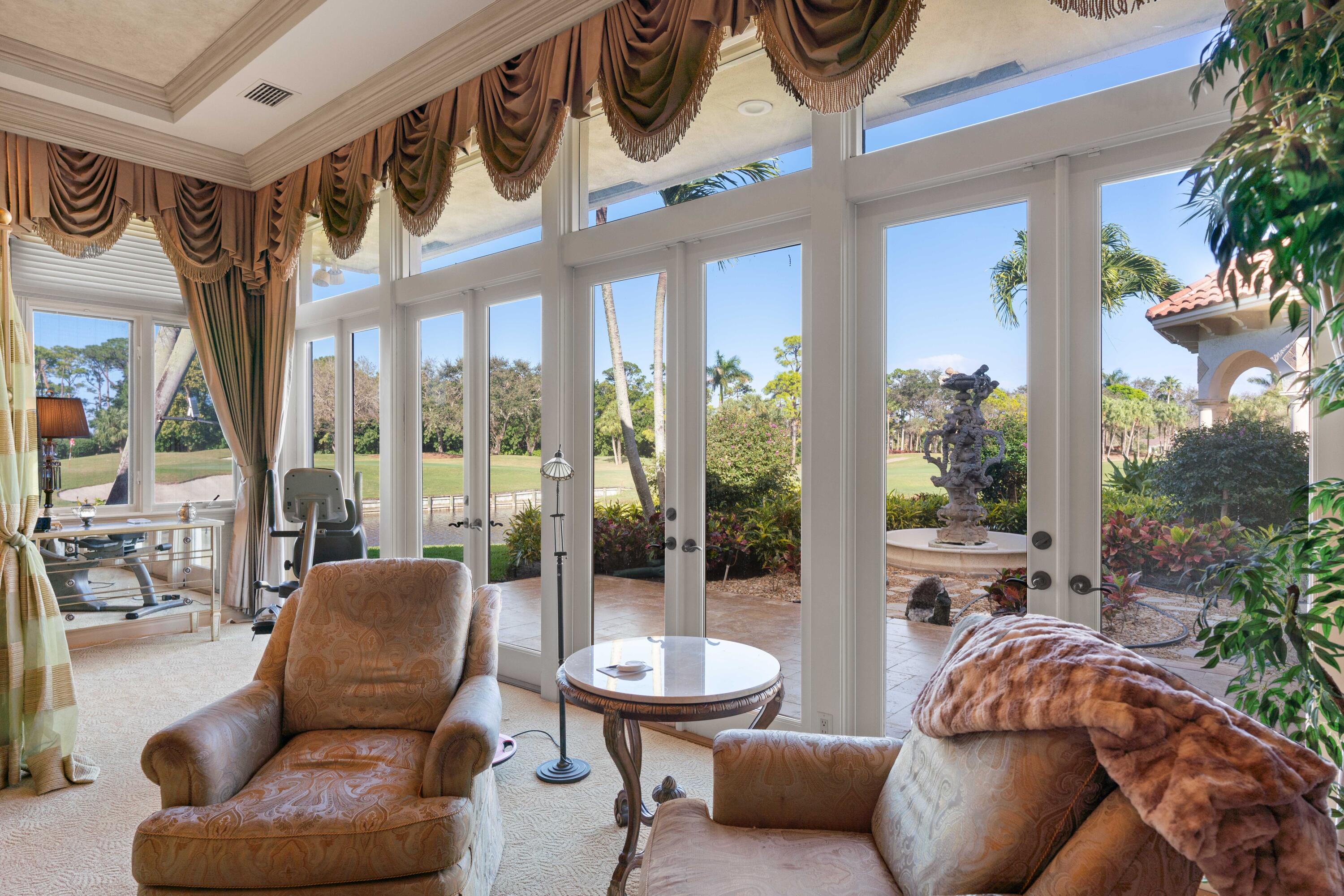 FRENCHMANS CREEK - Residential