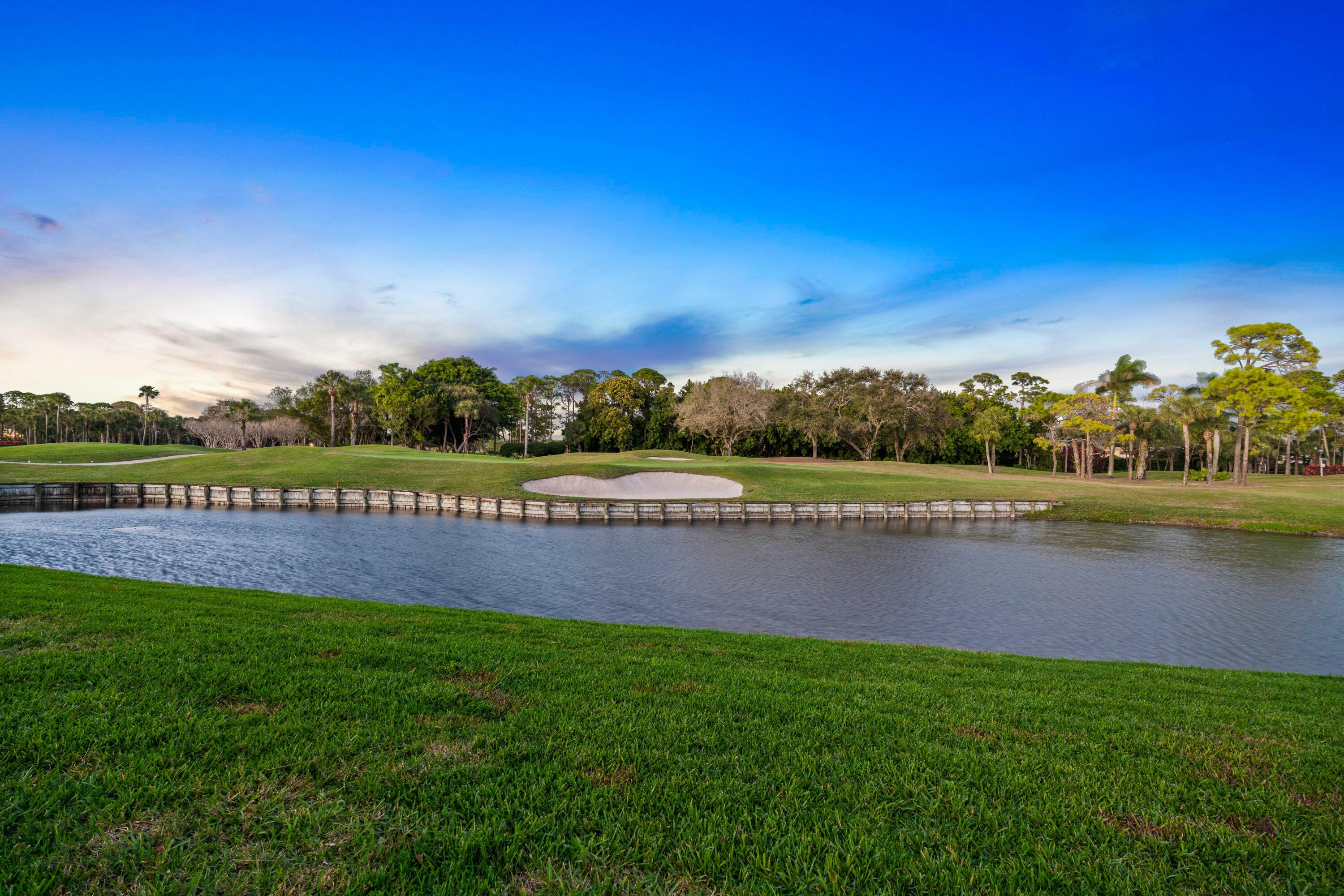 FRENCHMANS CREEK - Residential