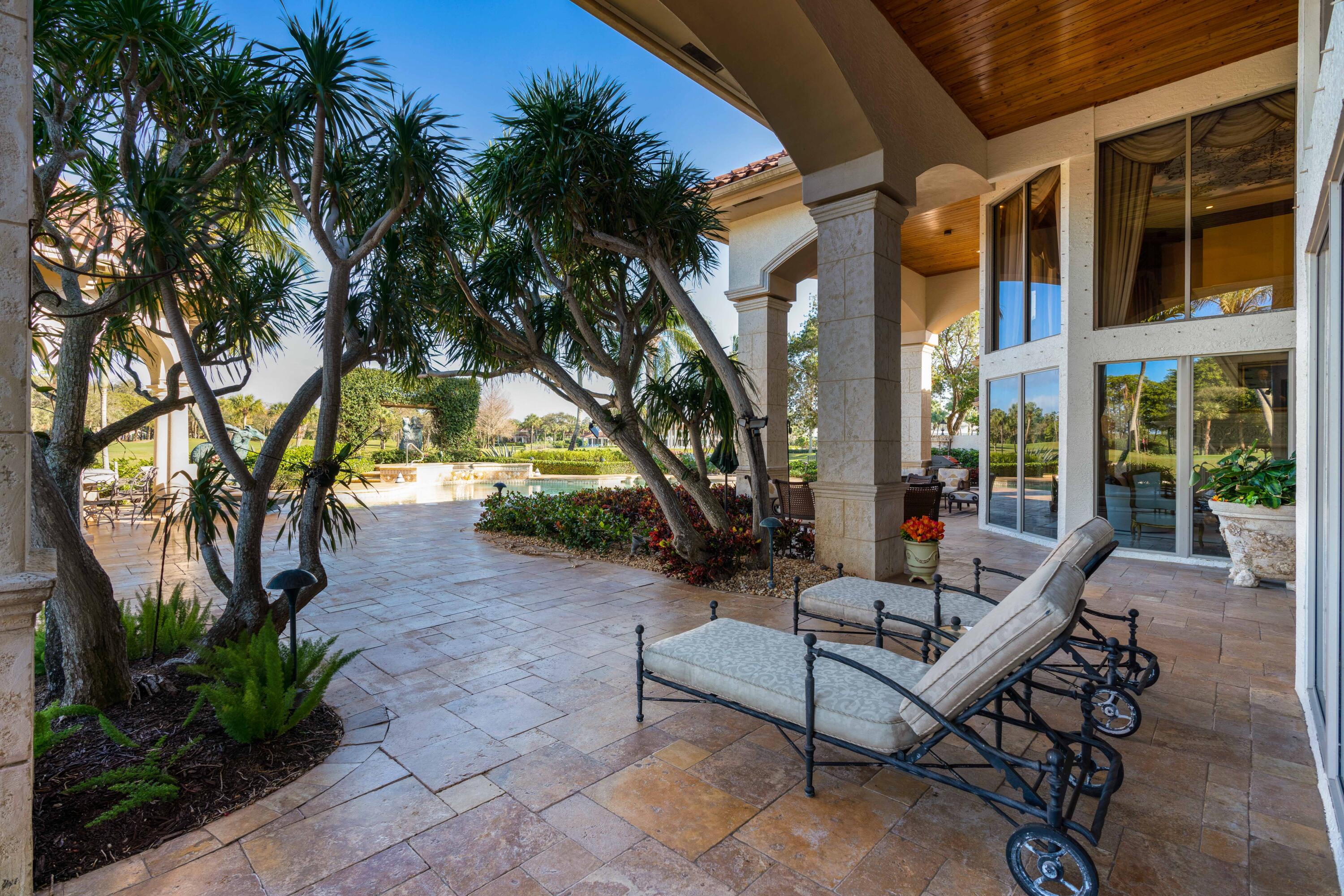 FRENCHMANS CREEK - Residential