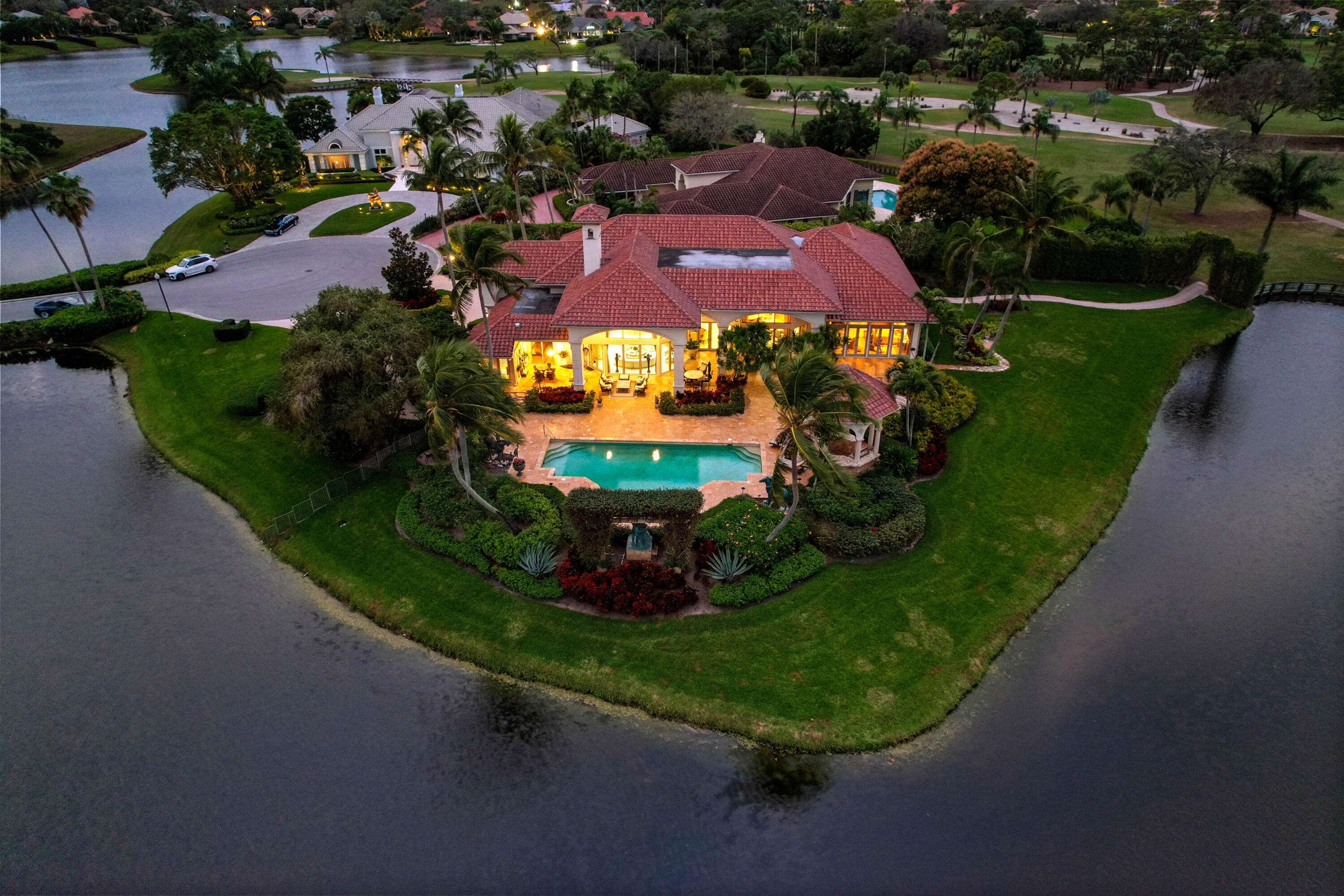 FRENCHMANS CREEK - Residential