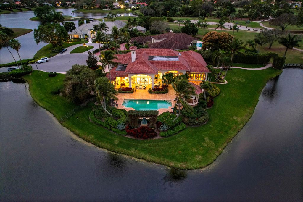 Photo of 3341 Monet Drive W, Palm Beach Gardens, FL 33410 (MLS # R10958838)