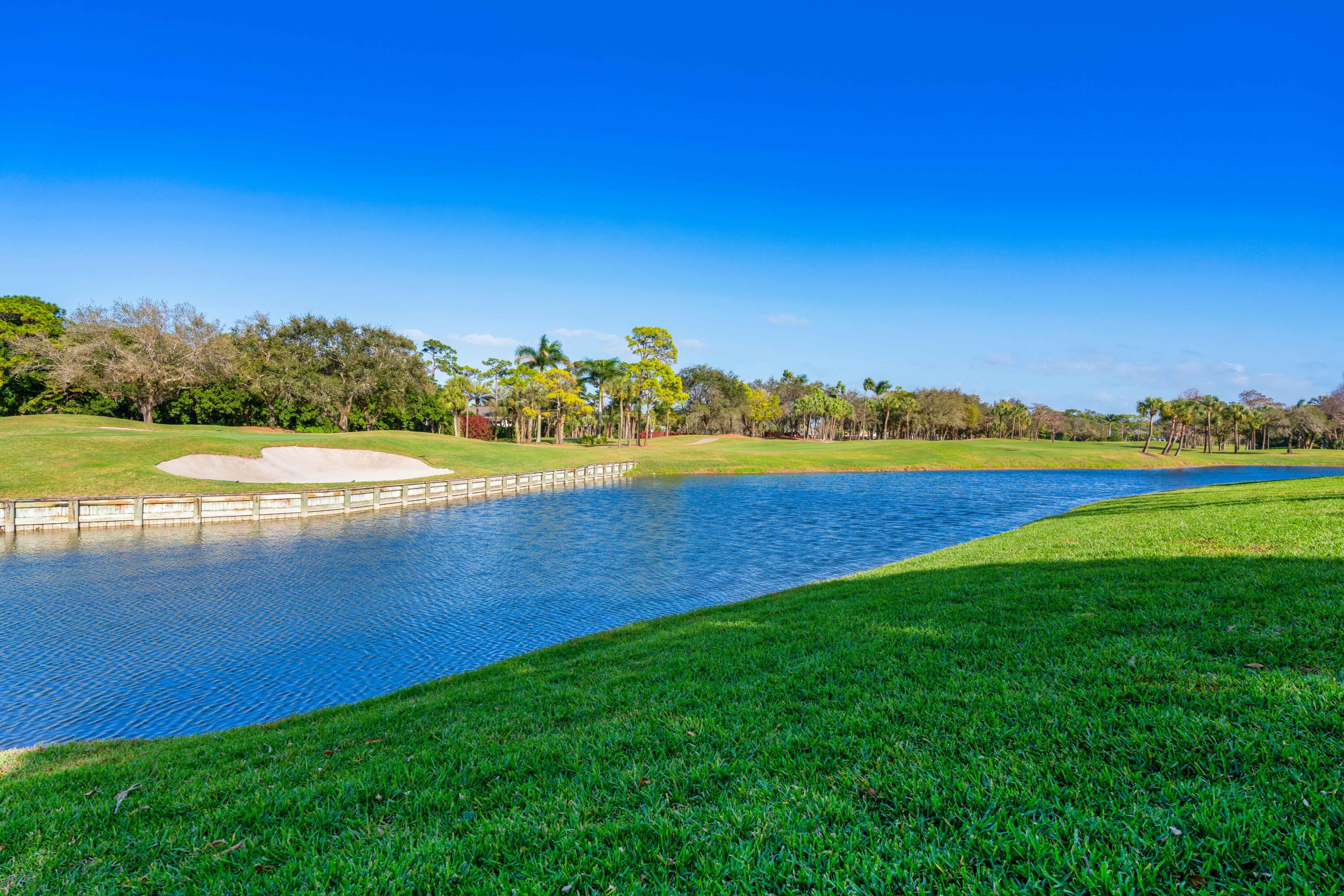 FRENCHMANS CREEK - Residential
