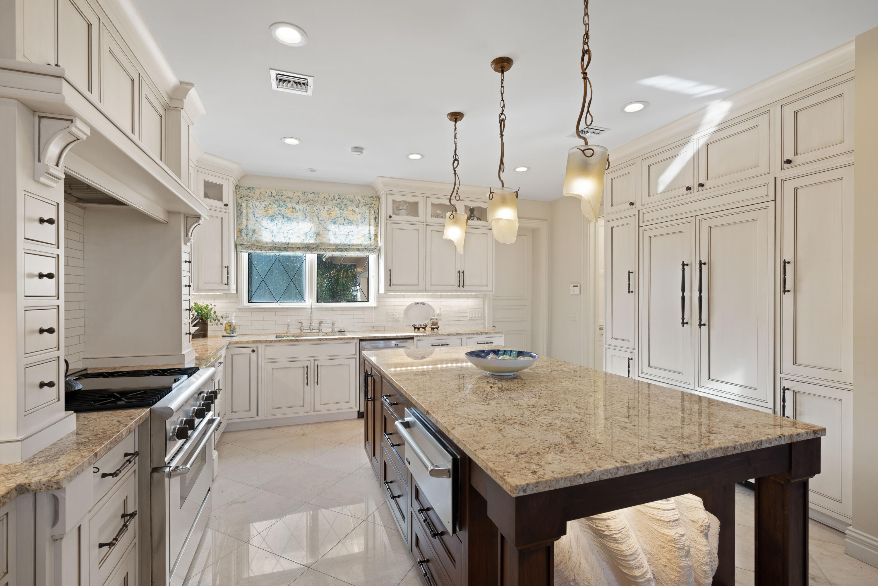 FRENCHMANS CREEK - Residential