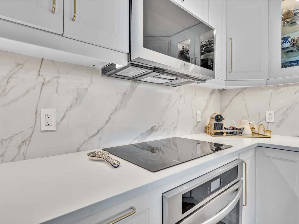 Photo of 133 N POMPANO BEACH Boulevard #1501, Pompano Beach, FL 33062 (MLS # B26068672)