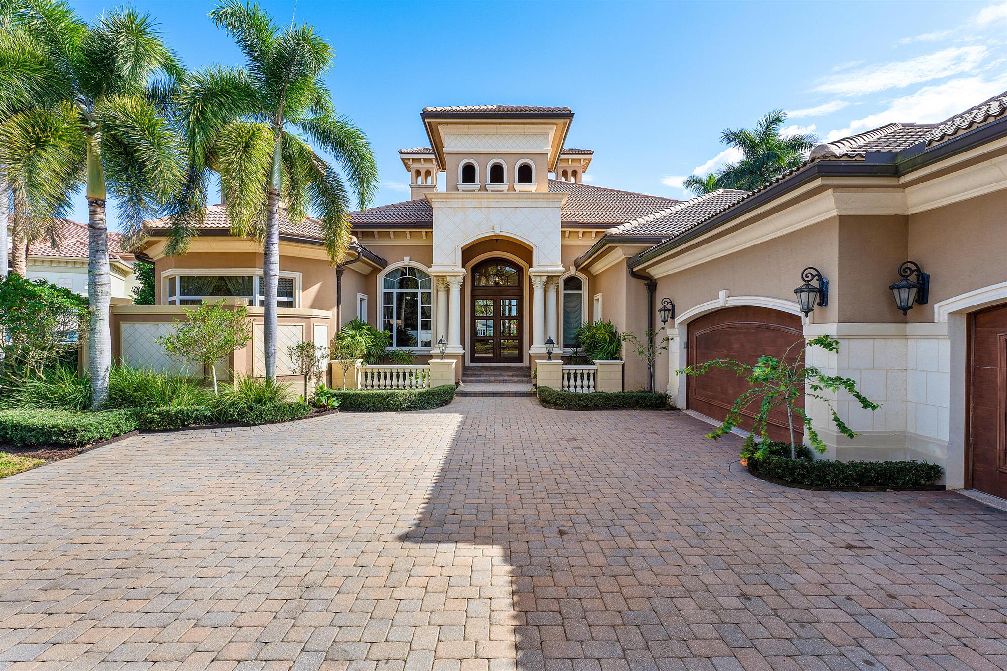 135 Playa Rienta Way