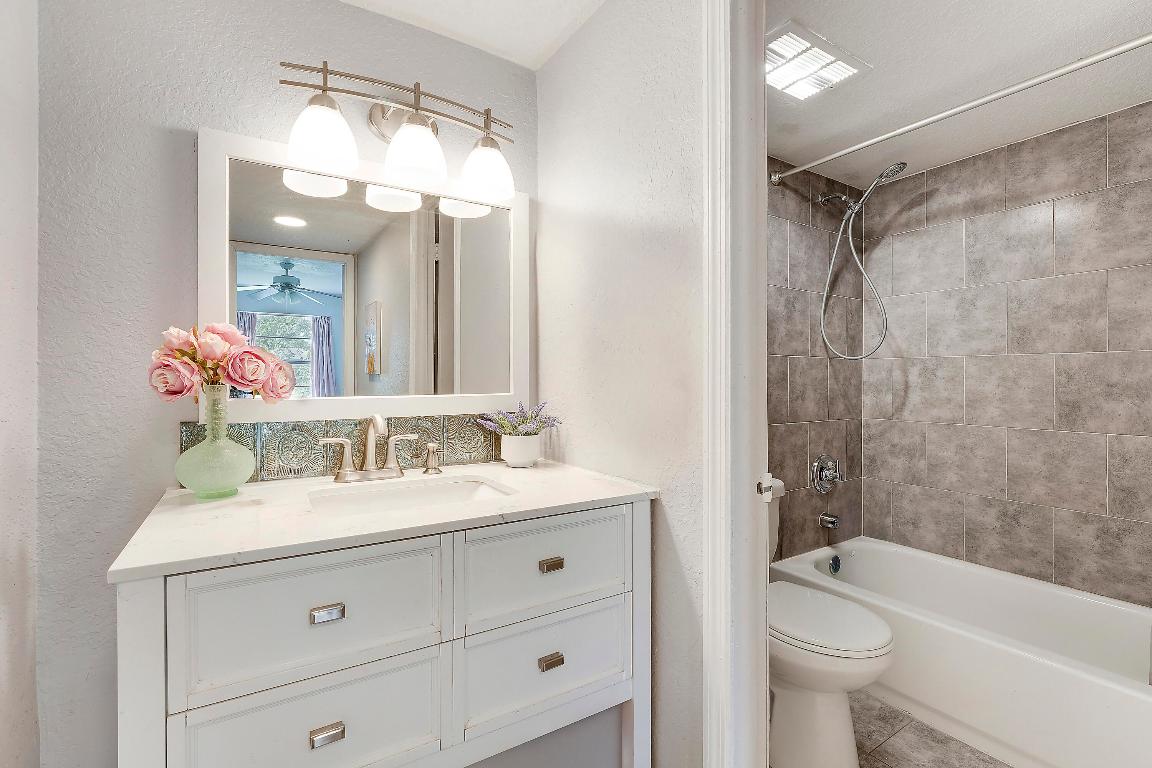 GREENWAY VILLAGE SOUTH CONDO 3 - Residential