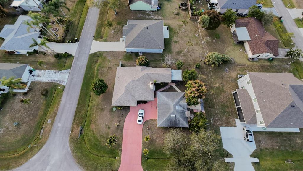 Photo of 126 NW Hibiscus St Street NW, Port Saint Lucie, FL 34983 (MLS # R11155382)