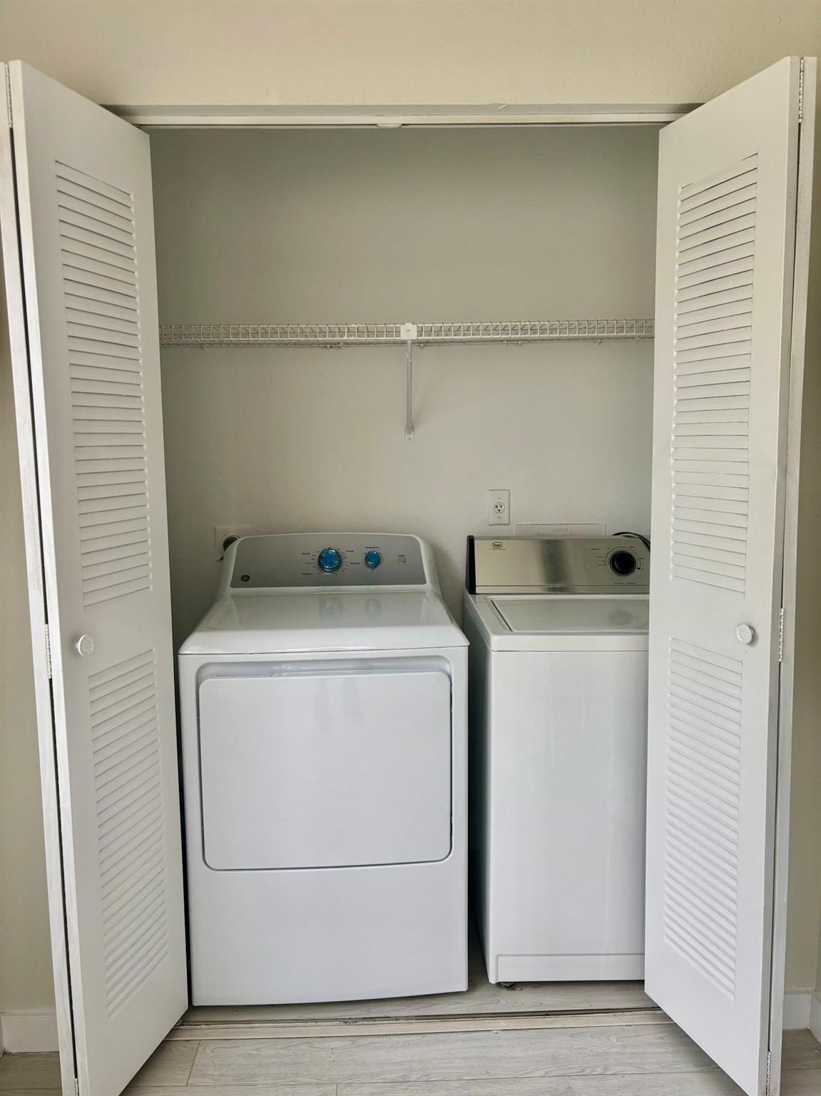 Coral Key Condominium - Residential Lease