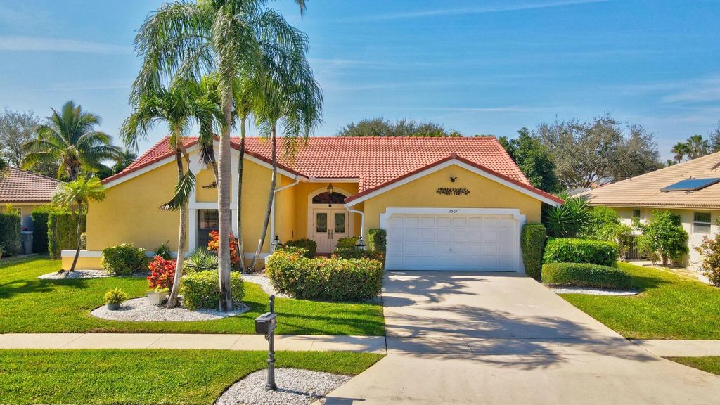 Photo of 19569 Sedgefield Terrace, Boca Raton, FL 33498 (MLS # R11058062)