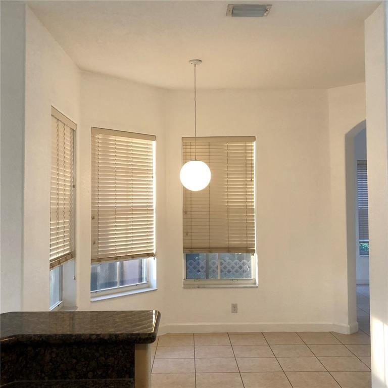 HERON BAY 6 - Residential Lease