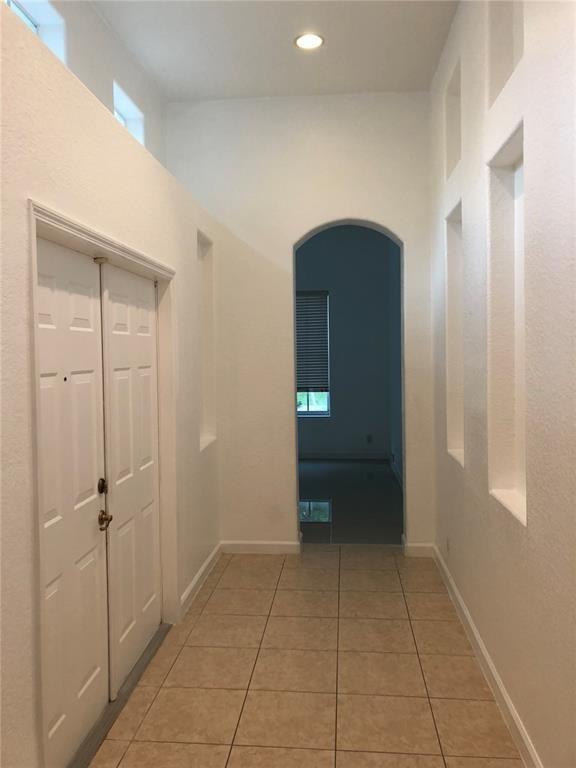 HERON BAY 6 - Residential Lease