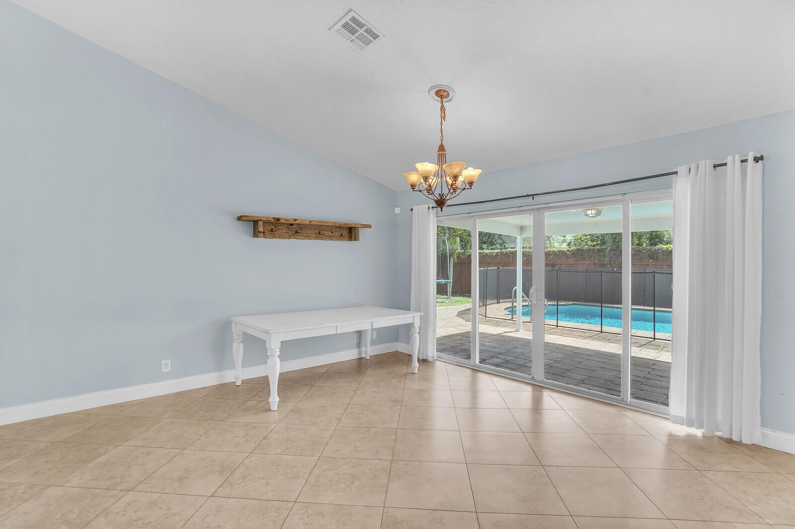 DELRAY GARDEN ESTATES 2 - Residential