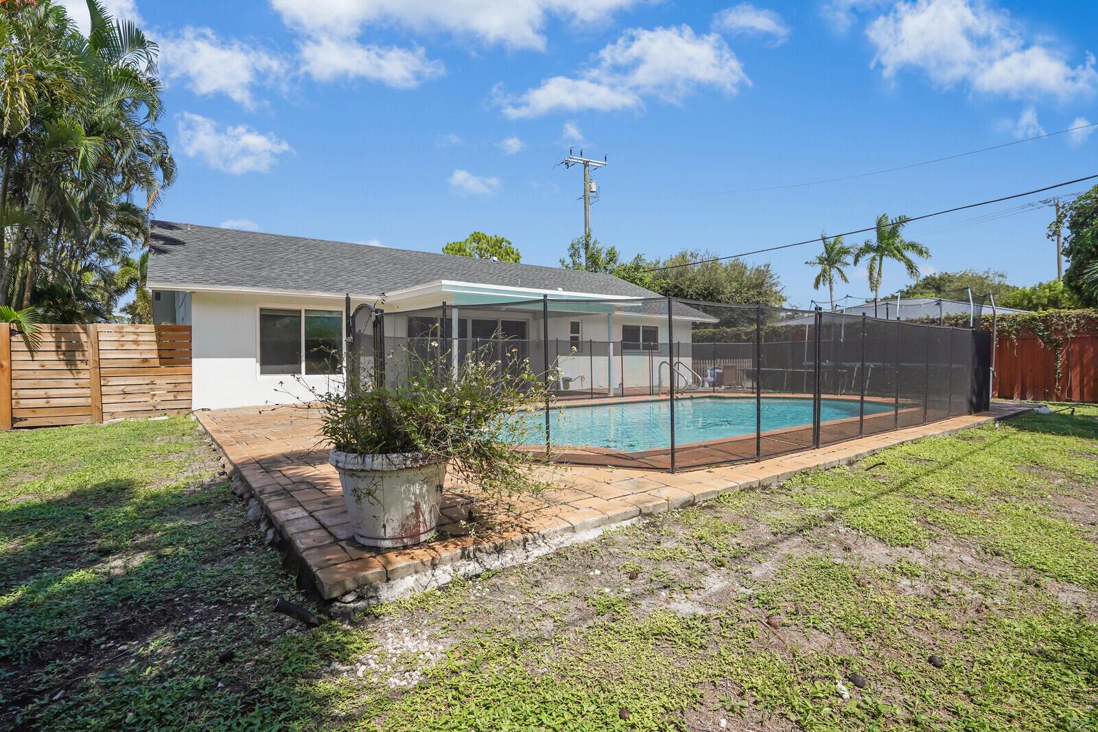 DELRAY GARDEN ESTATES 2 - Residential