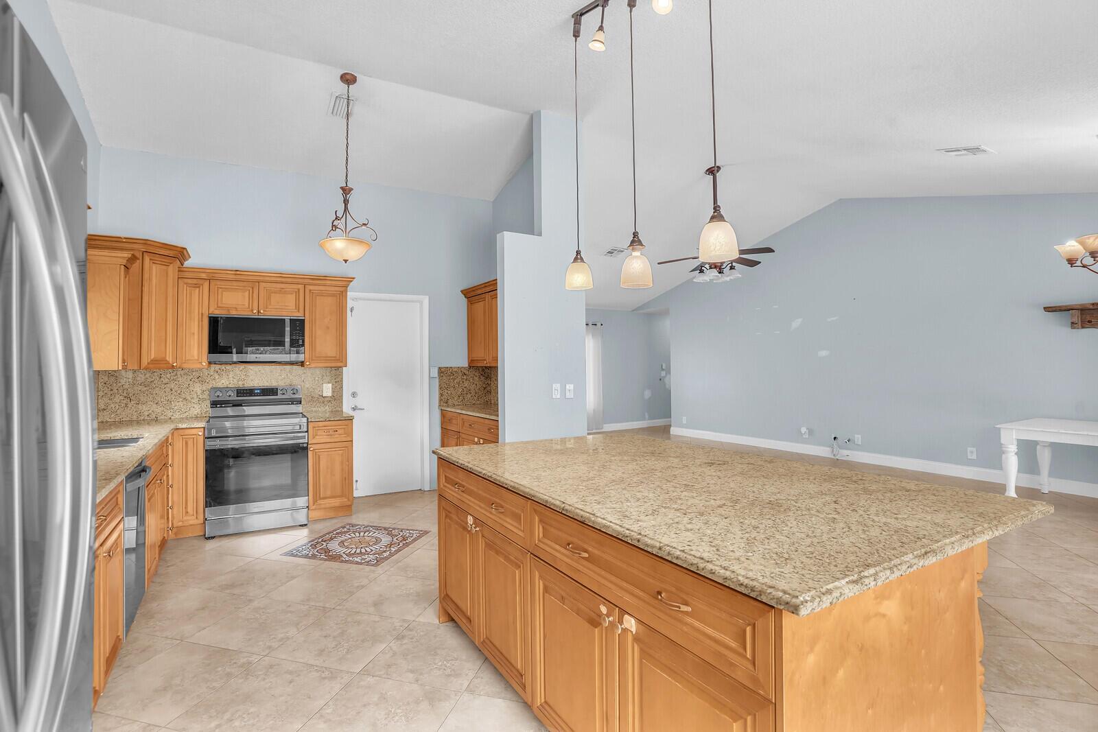 DELRAY GARDEN ESTATES 2 - Residential