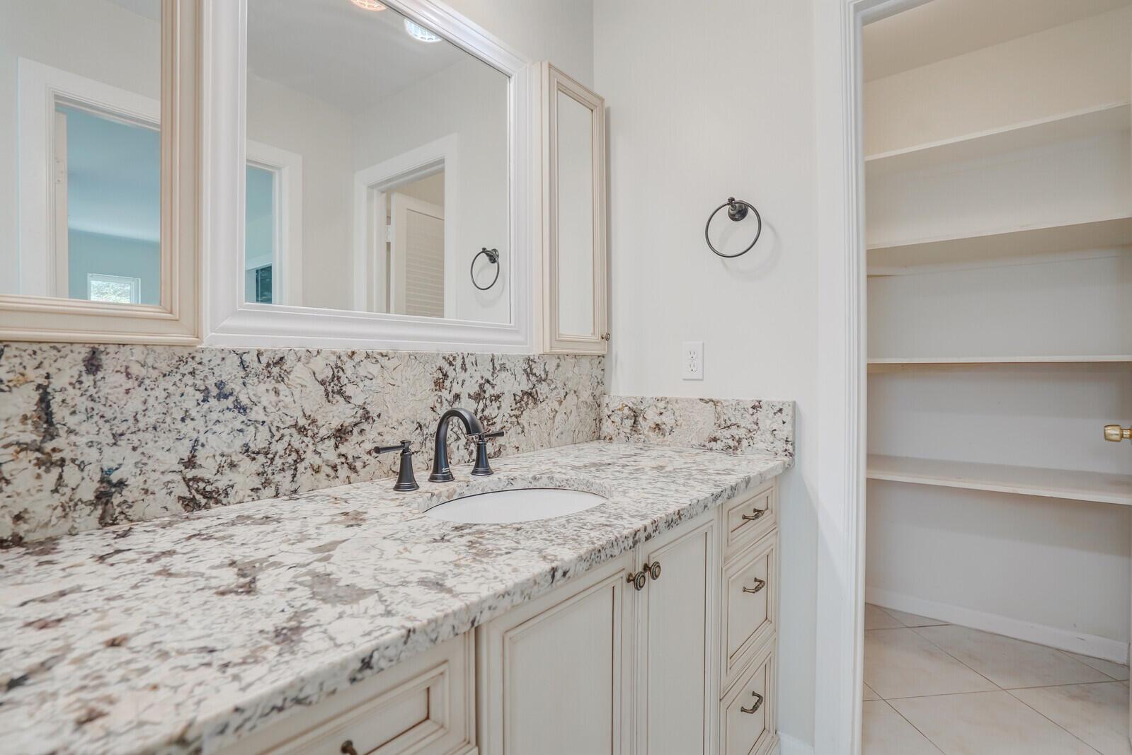 DELRAY GARDEN ESTATES 2 - Residential