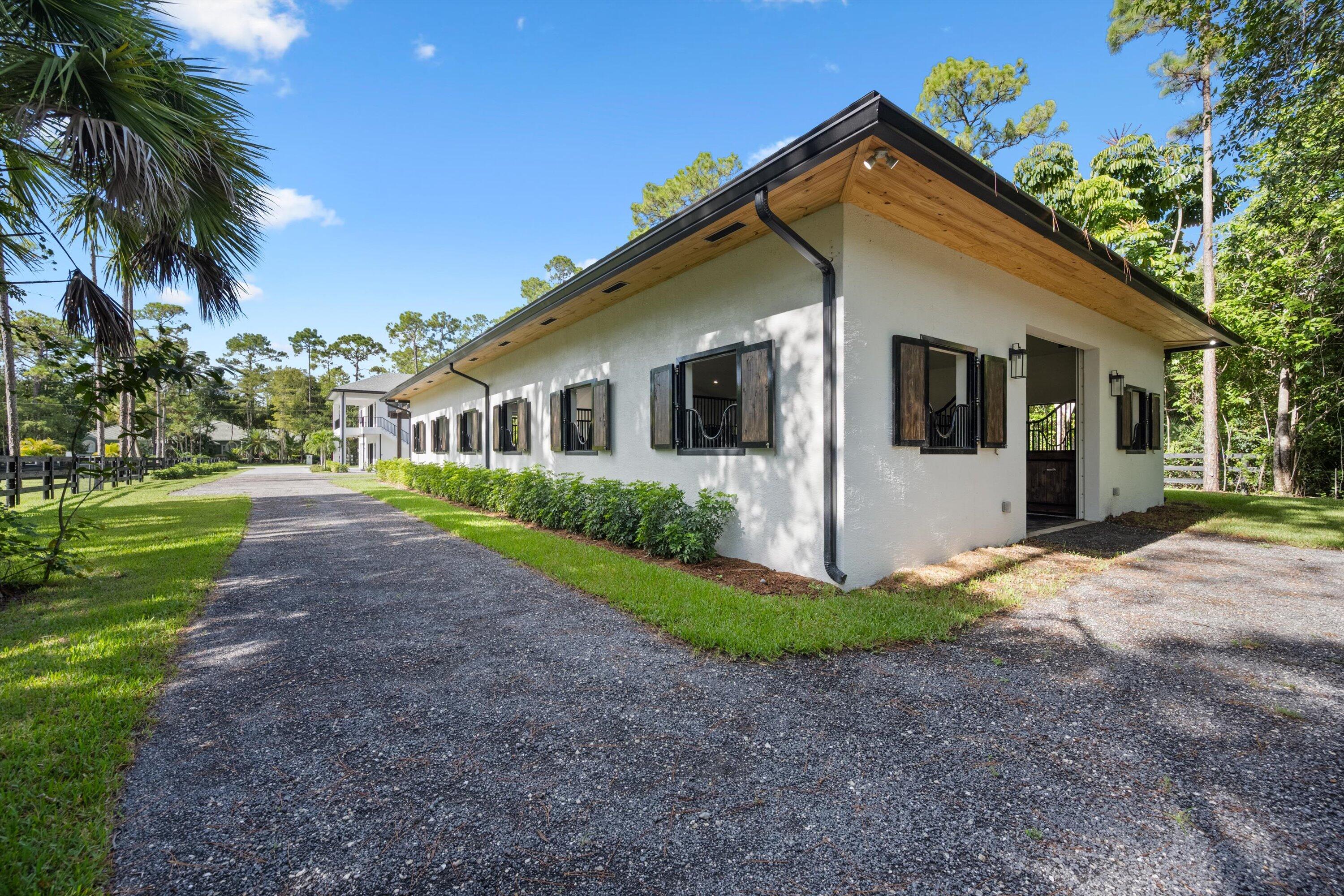 PADDOCK PARK 2 OF WELLING - Residential