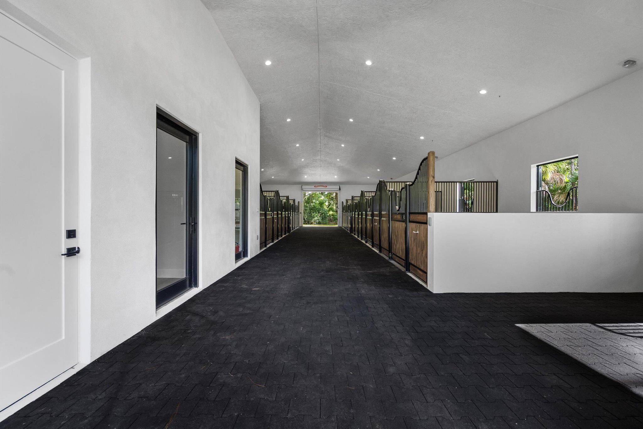 PADDOCK PARK 2 OF WELLING - Residential