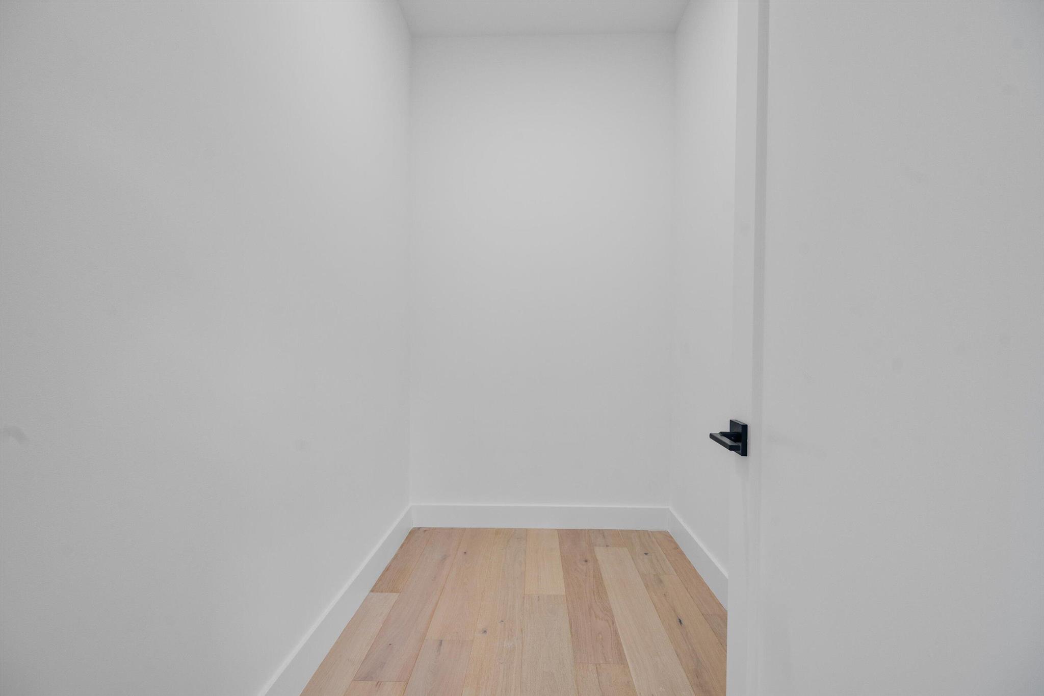 PADDOCK PARK 2 OF WELLING - Residential