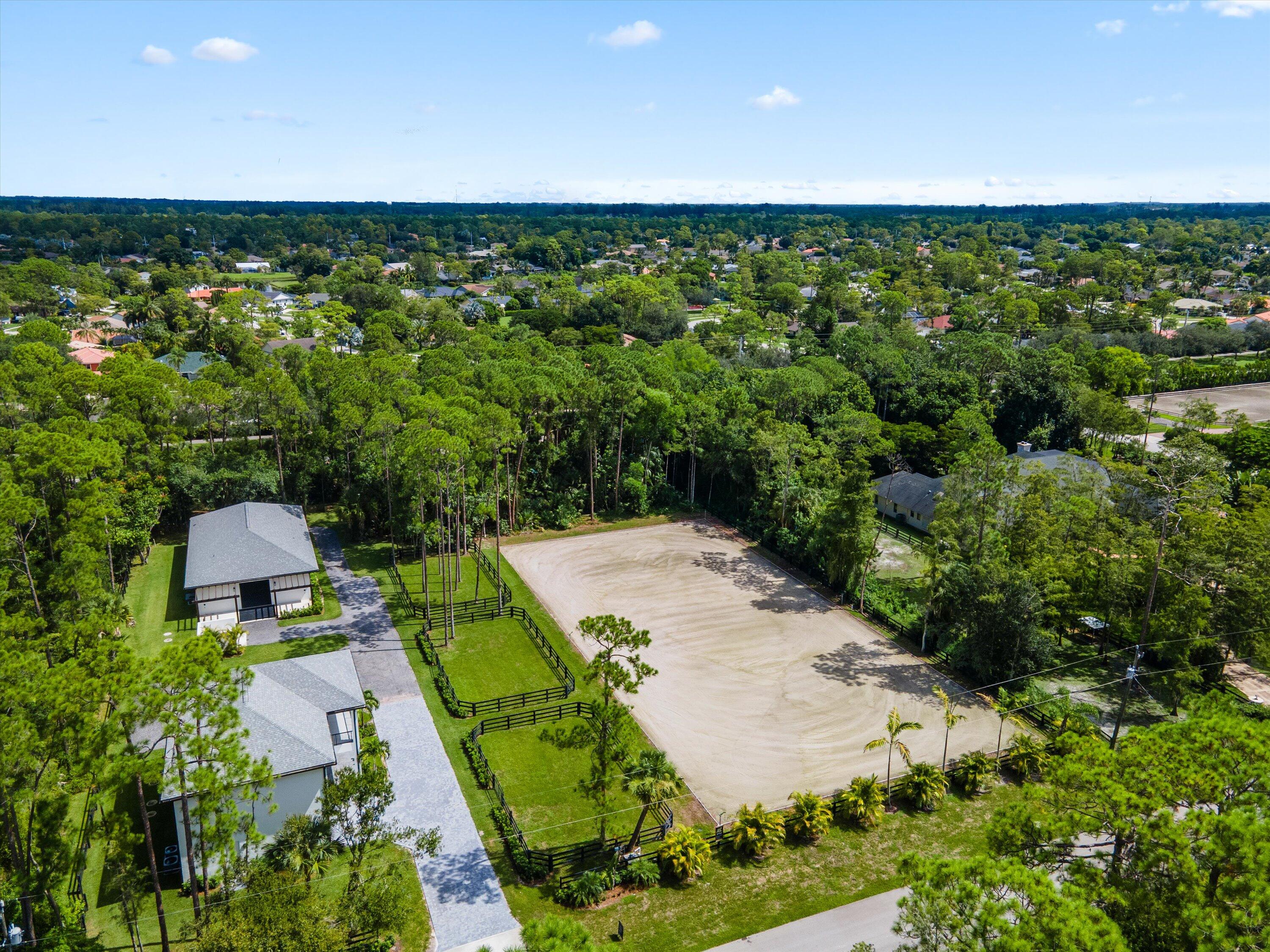 PADDOCK PARK 2 OF WELLING - Residential