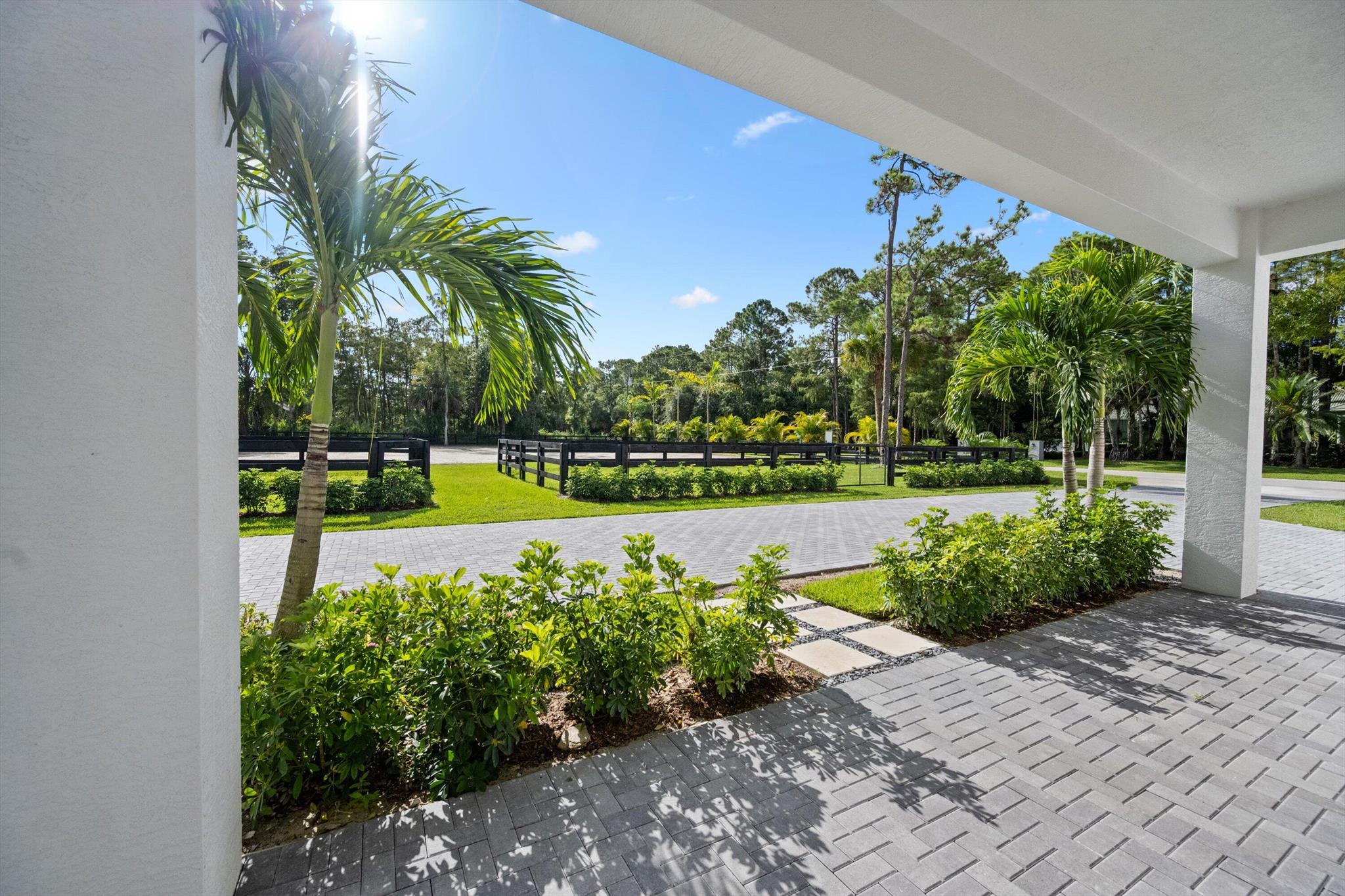 PADDOCK PARK 2 OF WELLING - Residential