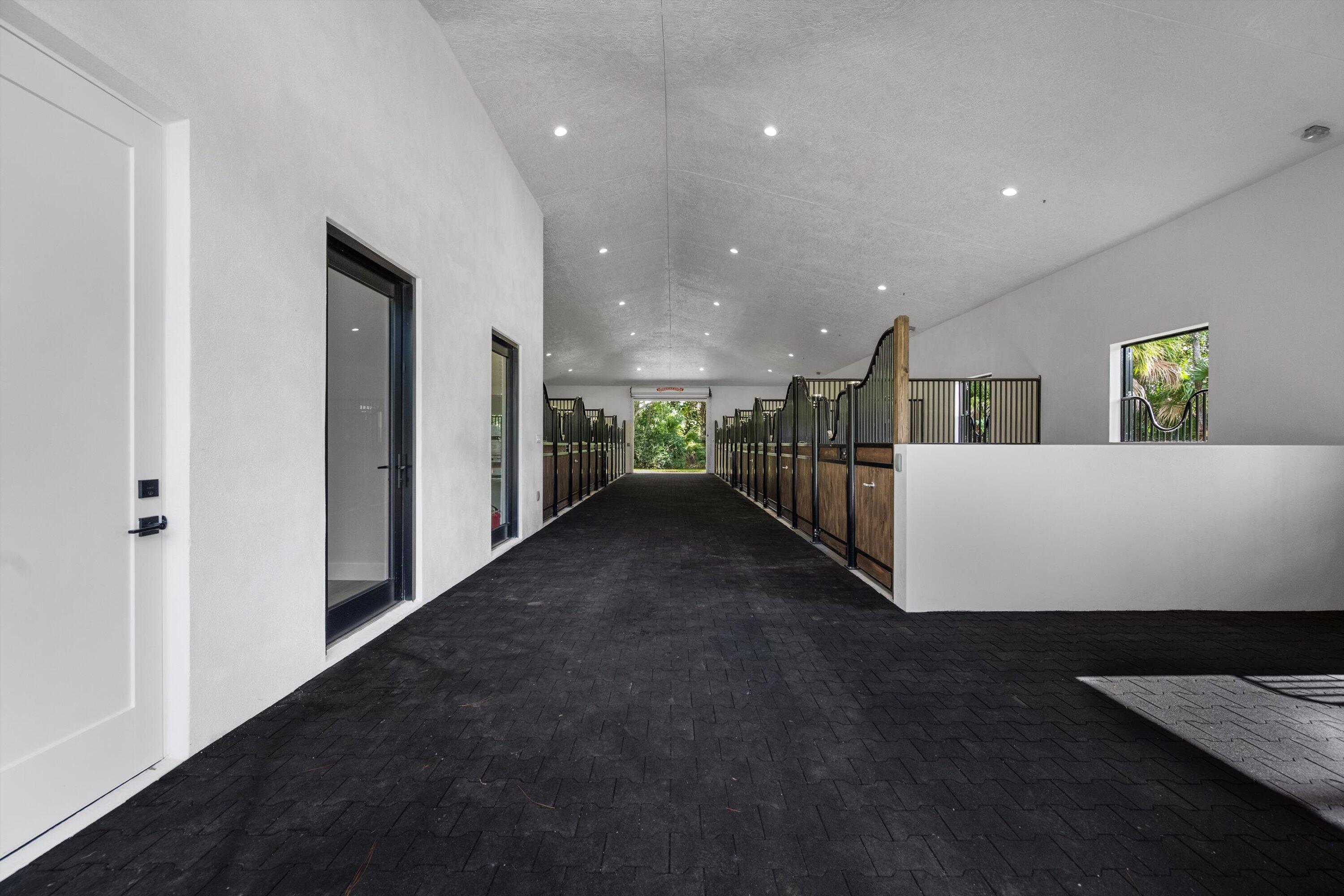 PADDOCK PARK 2 OF WELLING - Residential