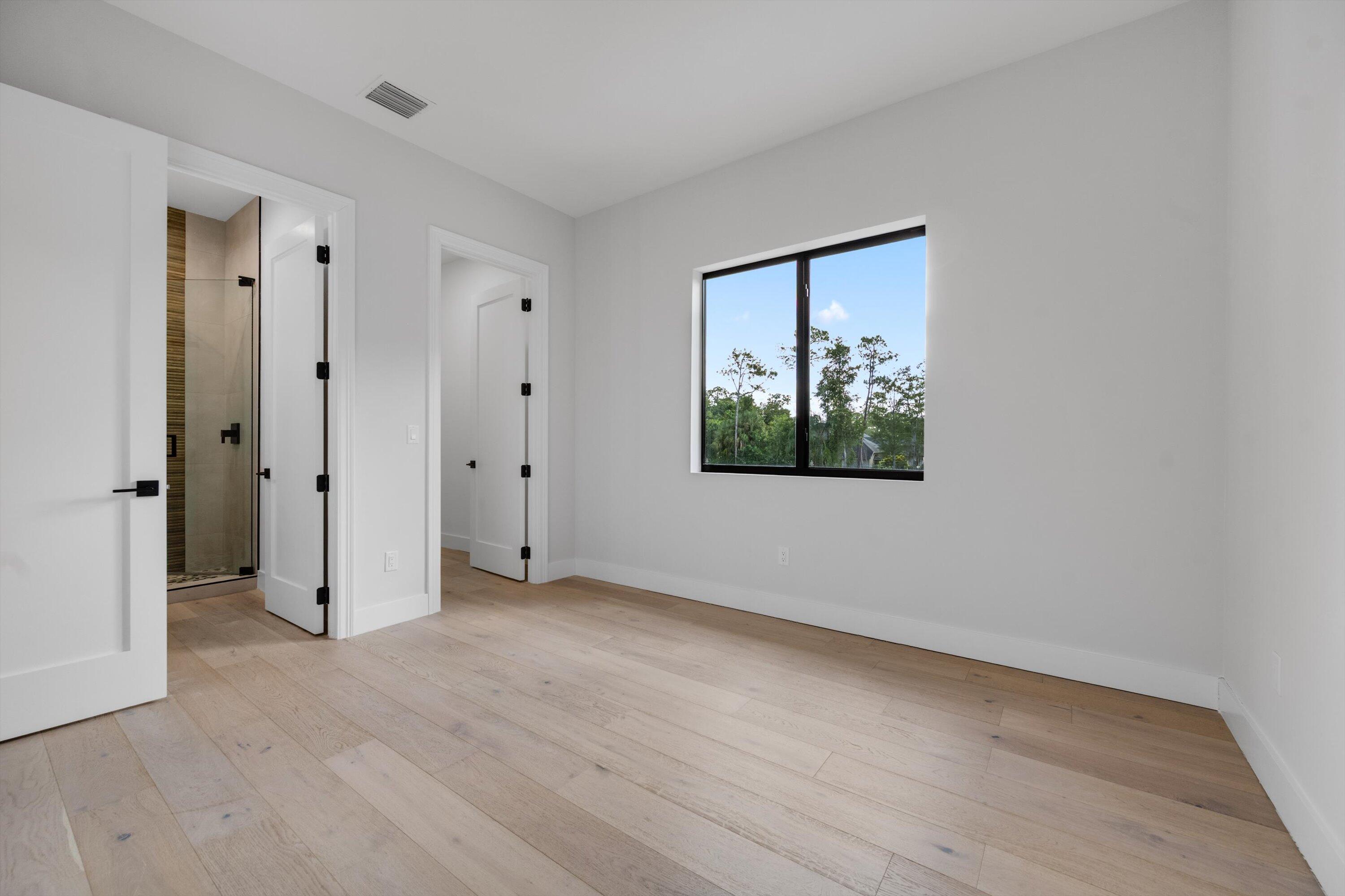 PADDOCK PARK 2 OF WELLING - Residential