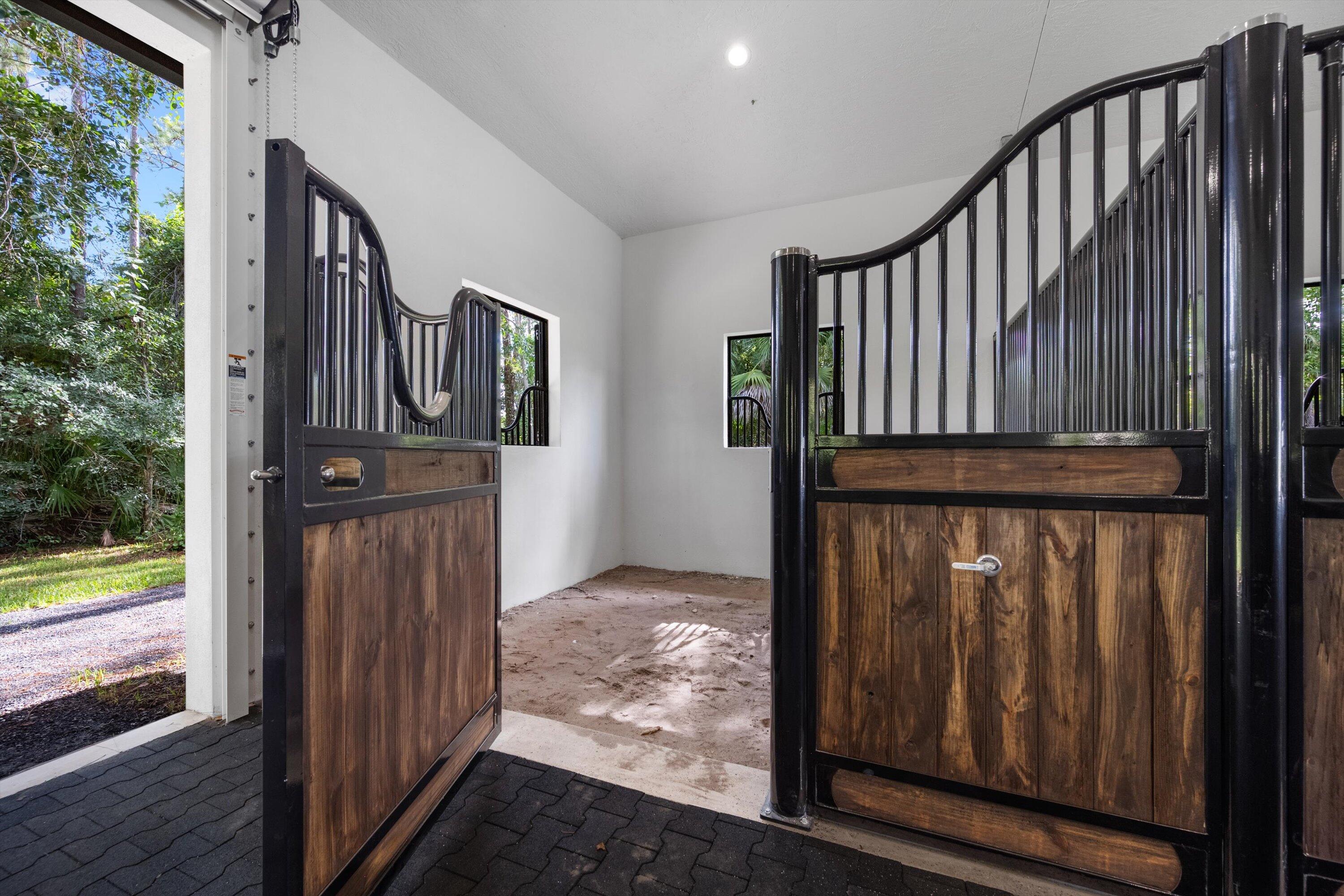 PADDOCK PARK 2 OF WELLING - Residential