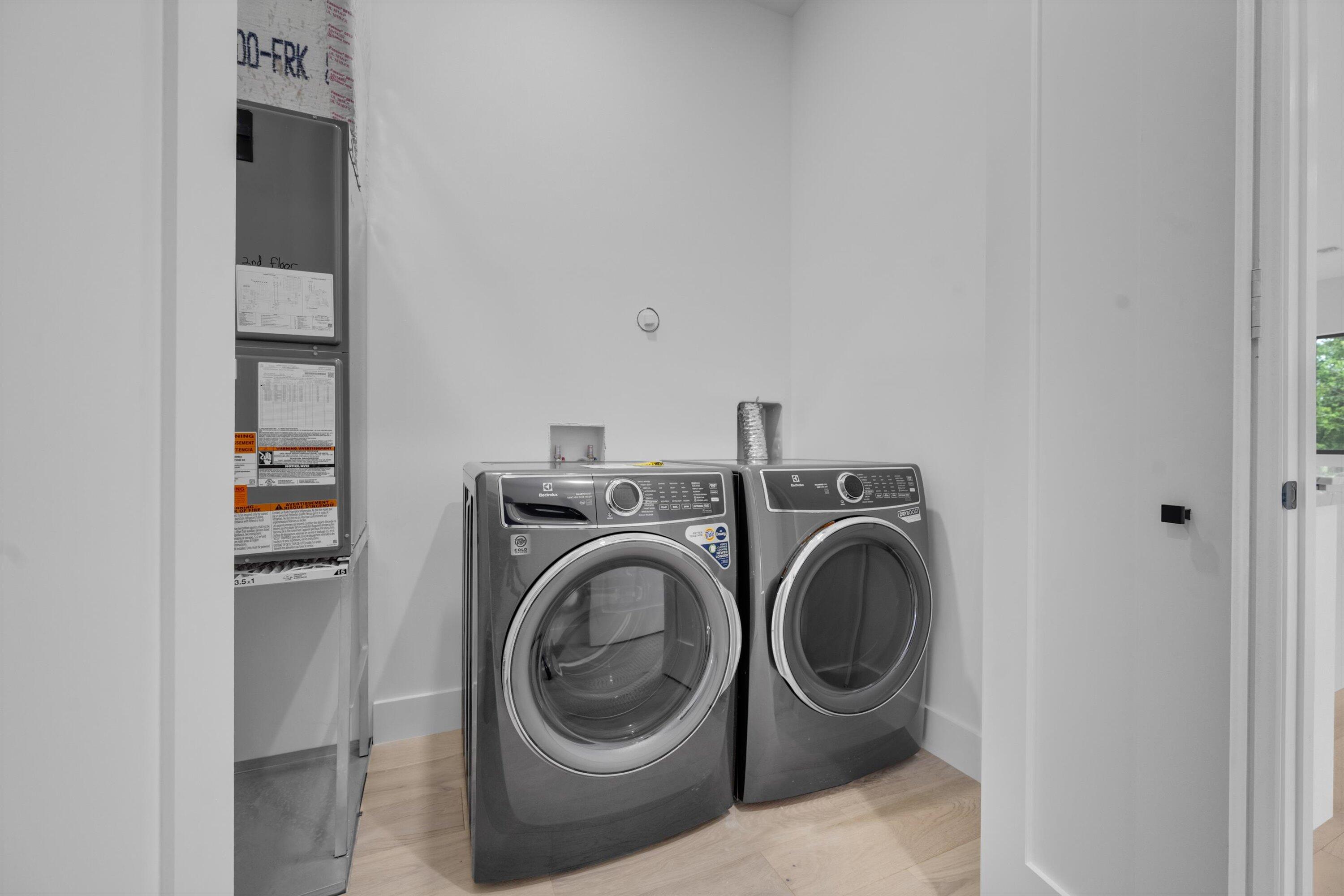 PADDOCK PARK 2 OF WELLING - Residential