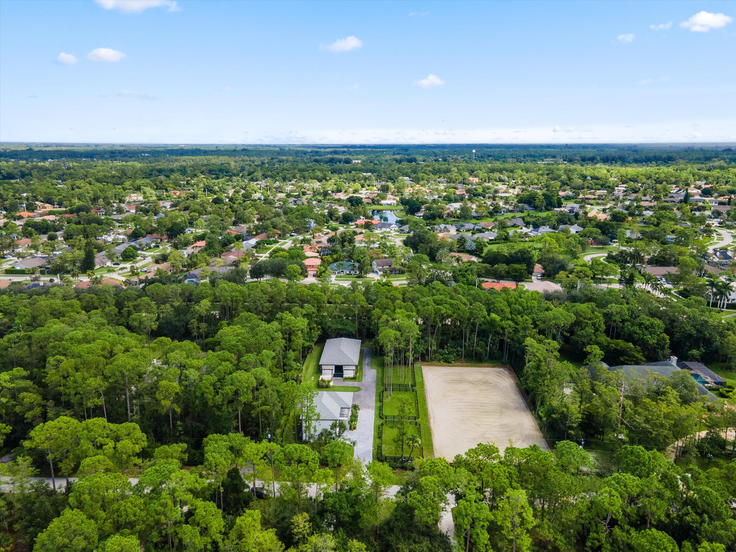PADDOCK PARK 2 OF WELLING - Residential