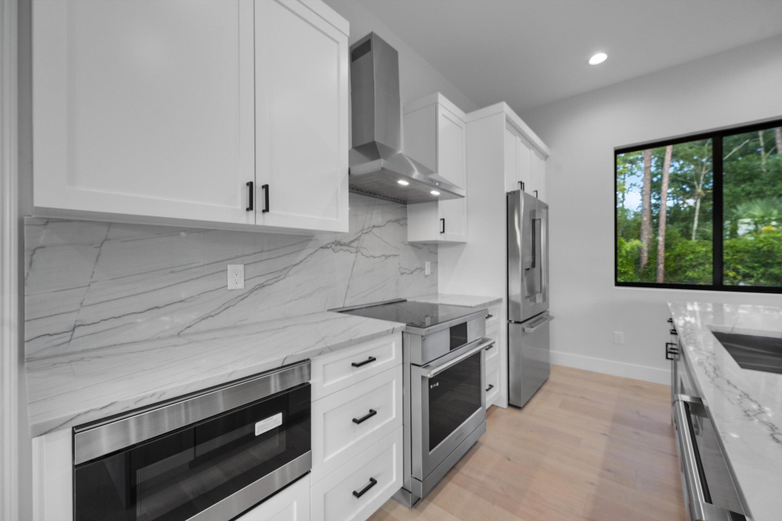 PADDOCK PARK 2 OF WELLING - Residential