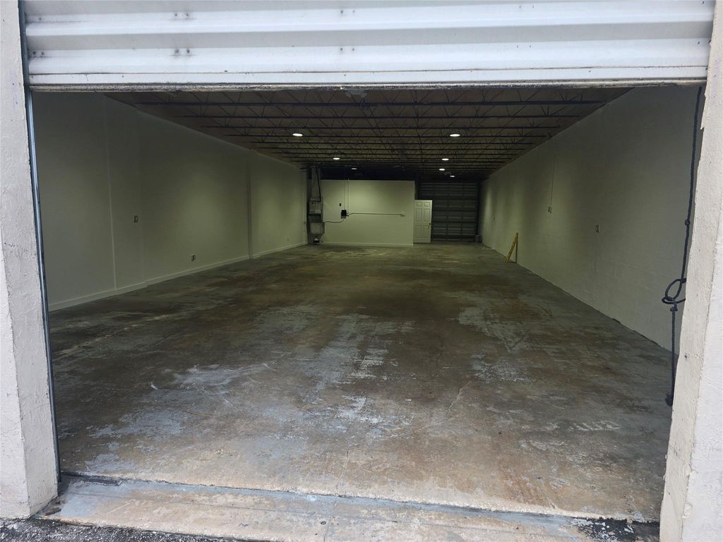 Photo of 551 NE 28th Court, Pompano Beach, FL 33064 (MLS # F10519391)