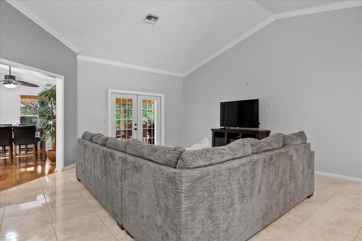 Properties 13557 Northumberland Circle