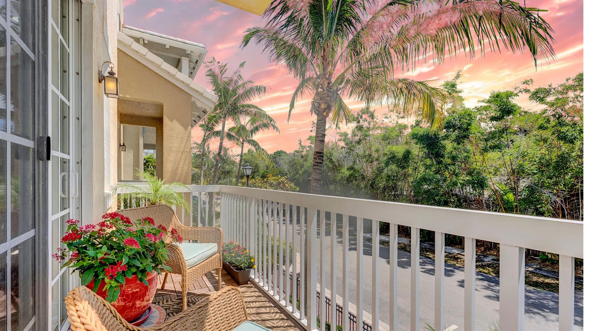 108 SW 1st Avenue