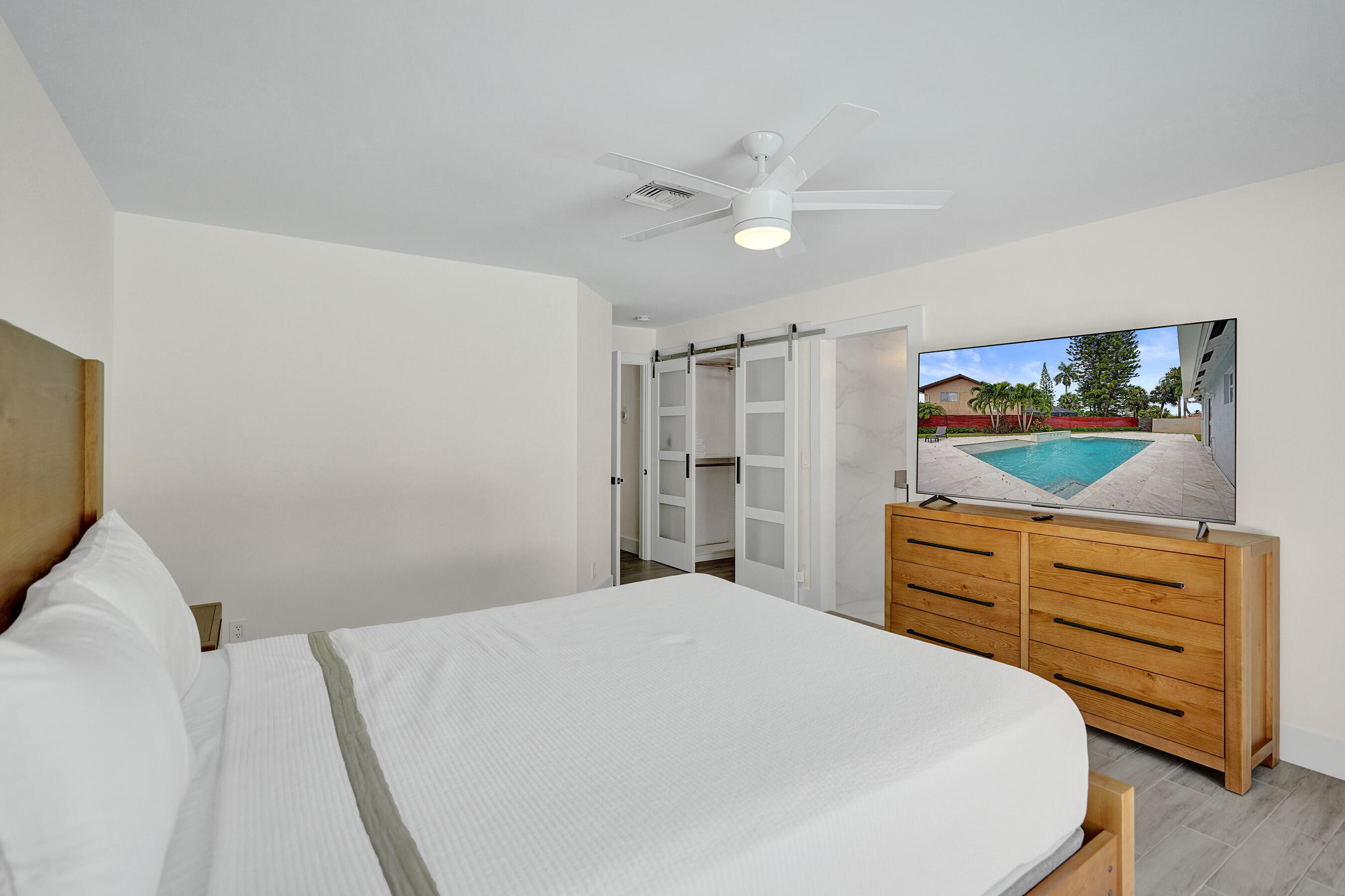 BOCA CHASE TR 9 B - Residential Lease