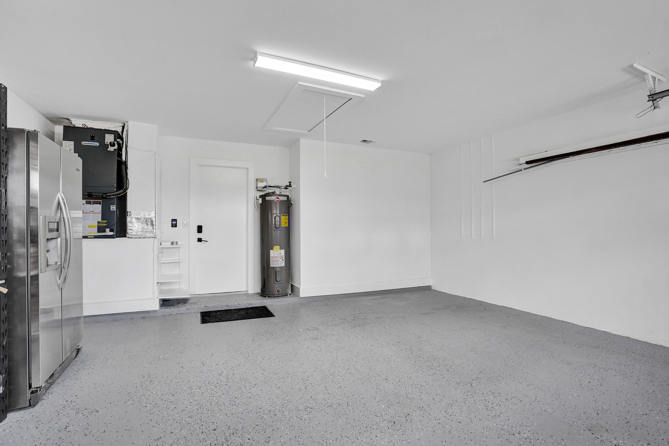 BOCA CHASE TR 9 B - Residential Lease