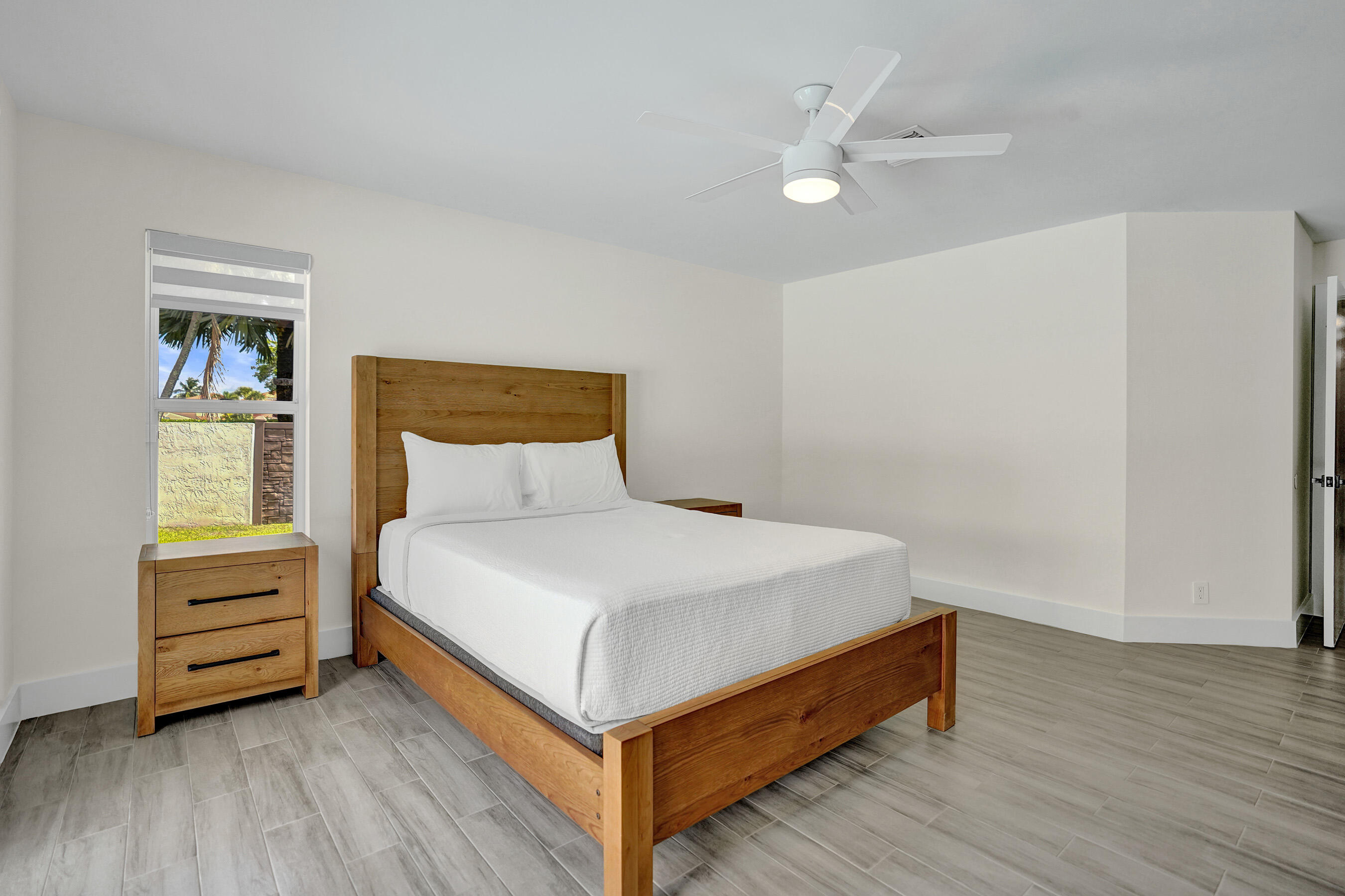 BOCA CHASE TR 9 B - Residential Lease